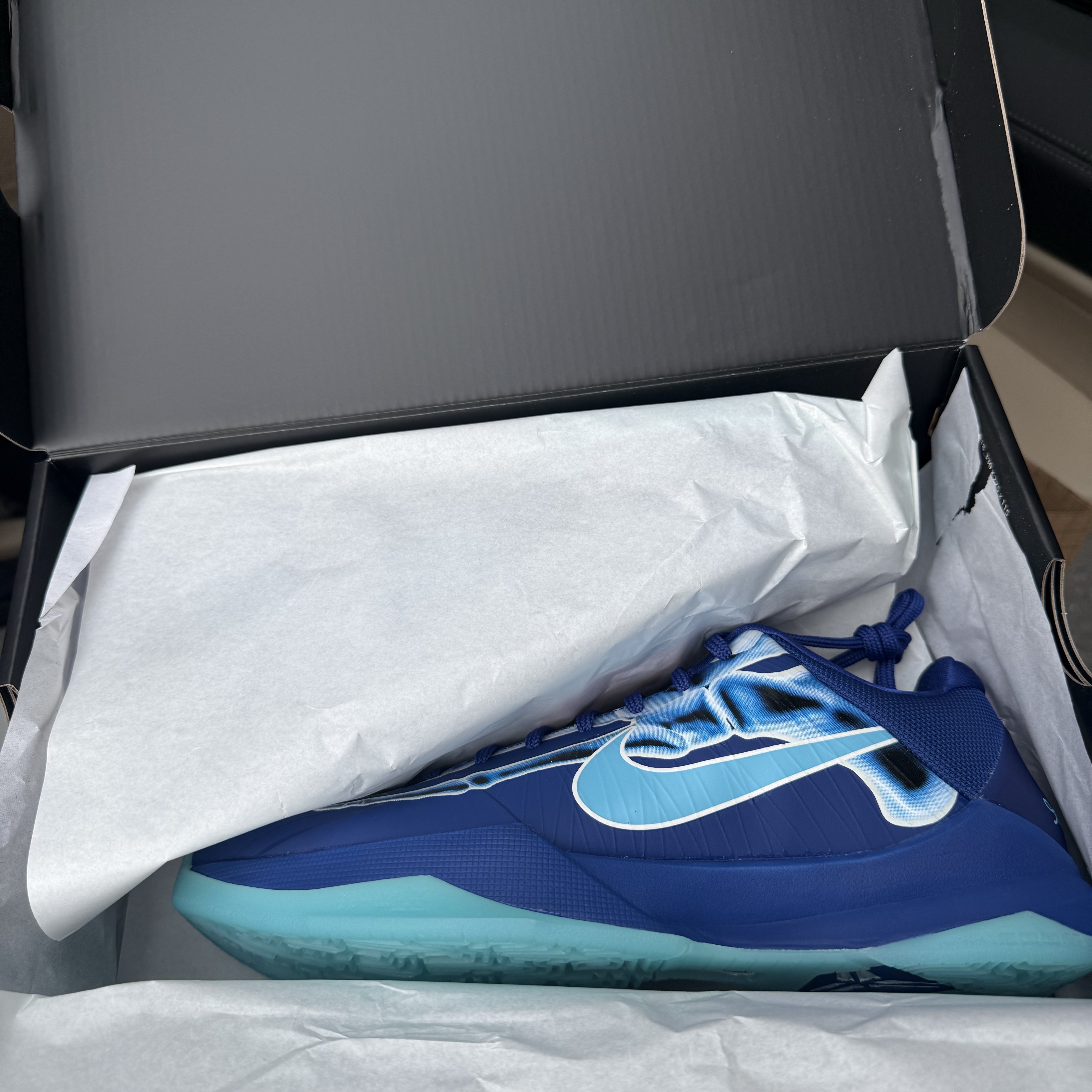 Nike Kobe 5 Protro Deep Royal Blue 착용 스타일 - 1