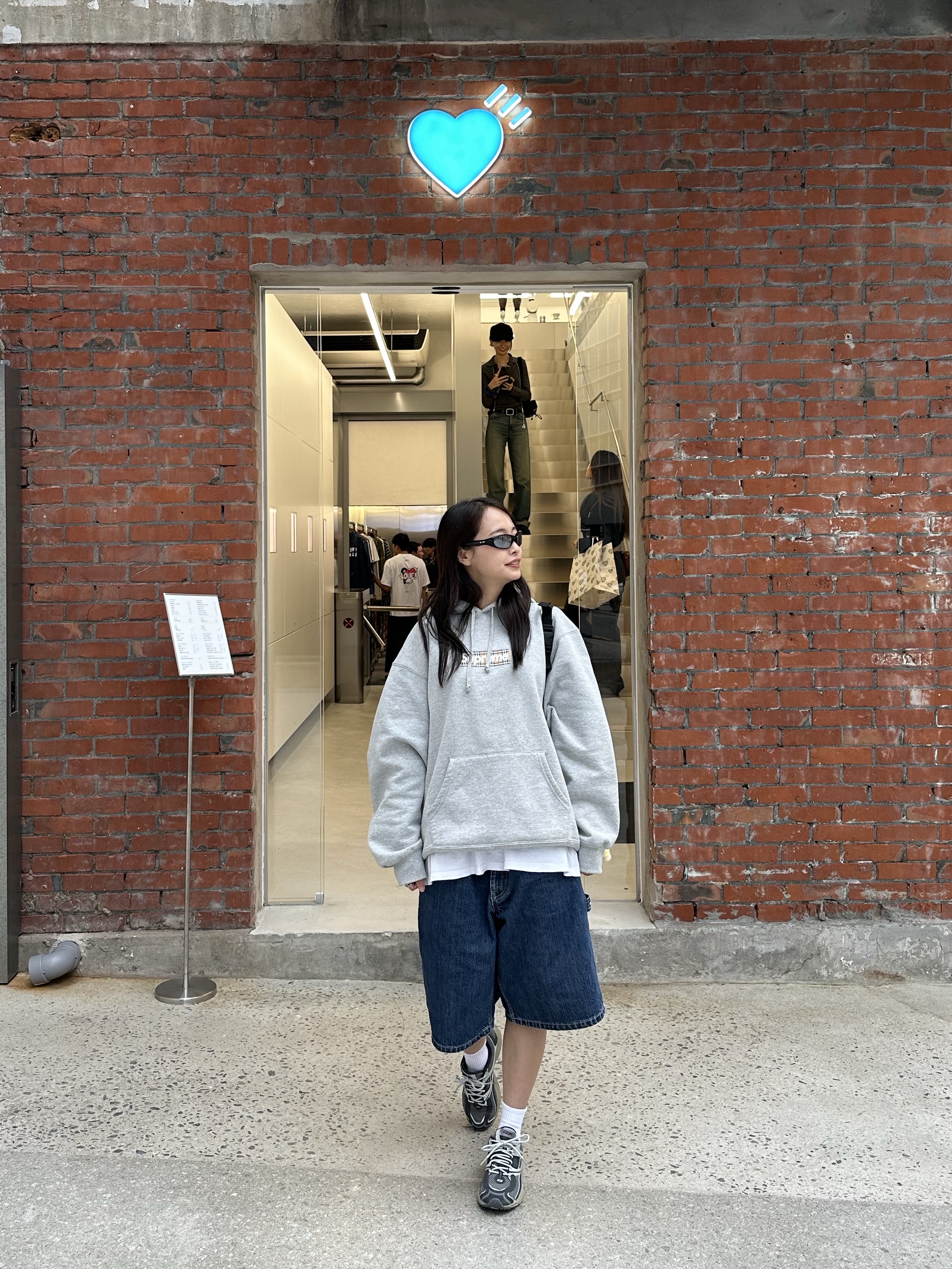 Reebok Trinity KFS Navy, Supreme x Burberry Box Logo Hooded Sweatshirt Heather Grey - 22SS 착용 스타일 - 6