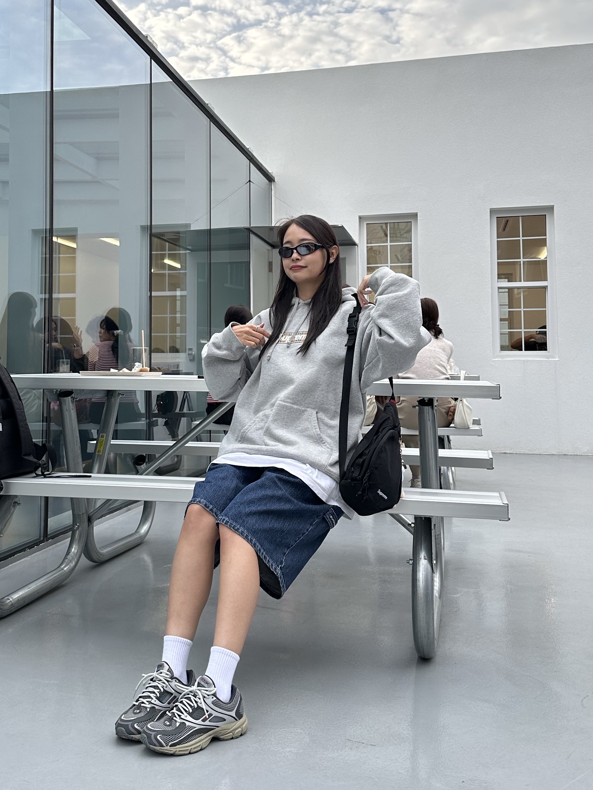 Reebok Trinity KFS Navy, Supreme x Burberry Box Logo Hooded Sweatshirt Heather Grey - 22SS 착용 스타일 - 1