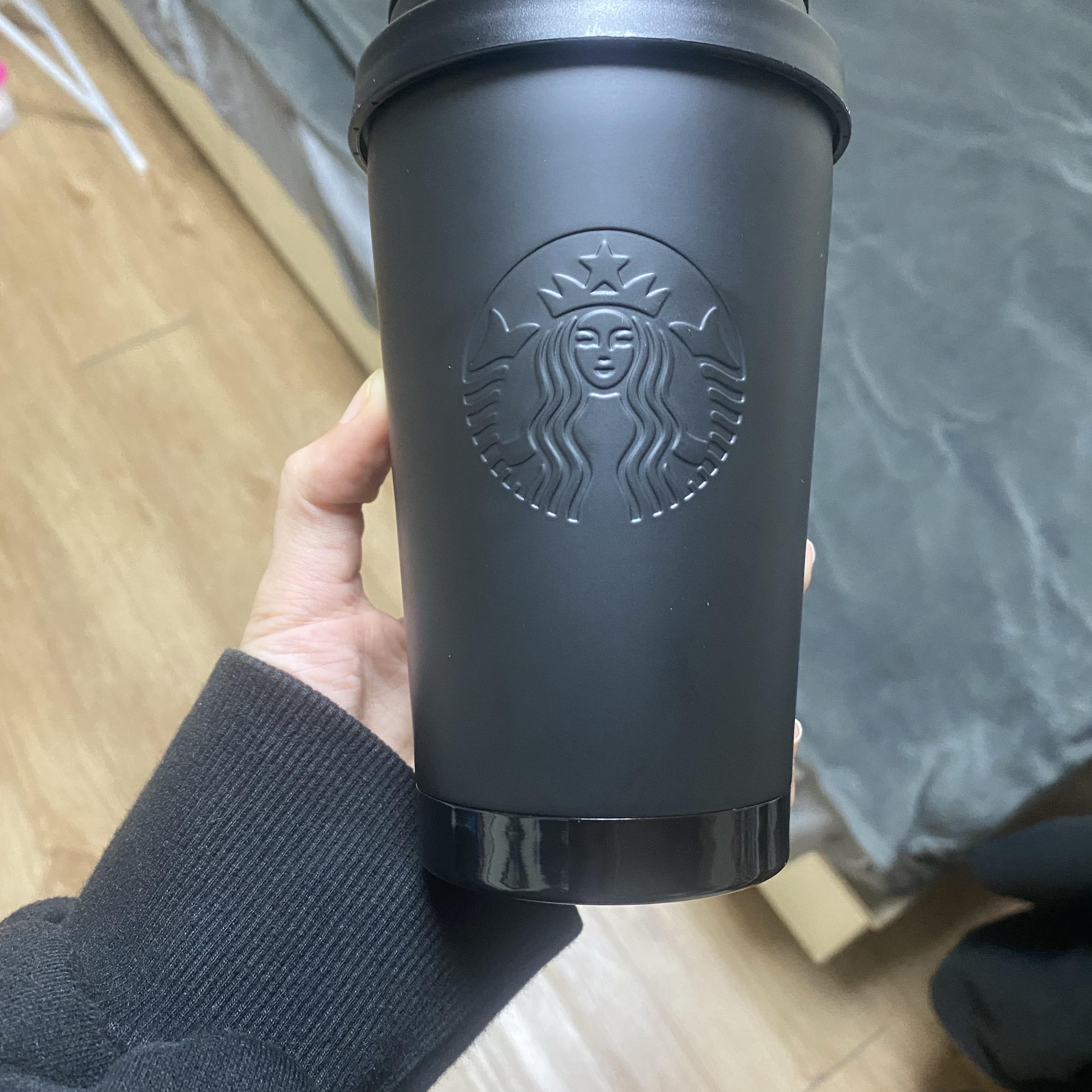 Starbucks x Fragment Stainless Steel Togo Logo Tumbler Matte Black 355ml 착용 스타일