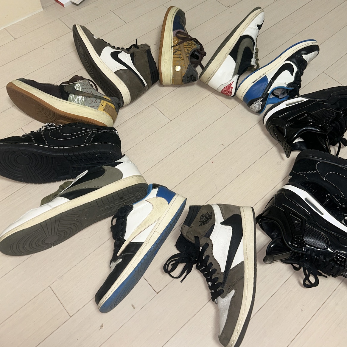 Jordan 1 x Travis Scott Retro Low OG SP Black Phantom, Jordan 1 x Travis Scott x Fragment Retro Low OG SP Military Blue 착용 스타일