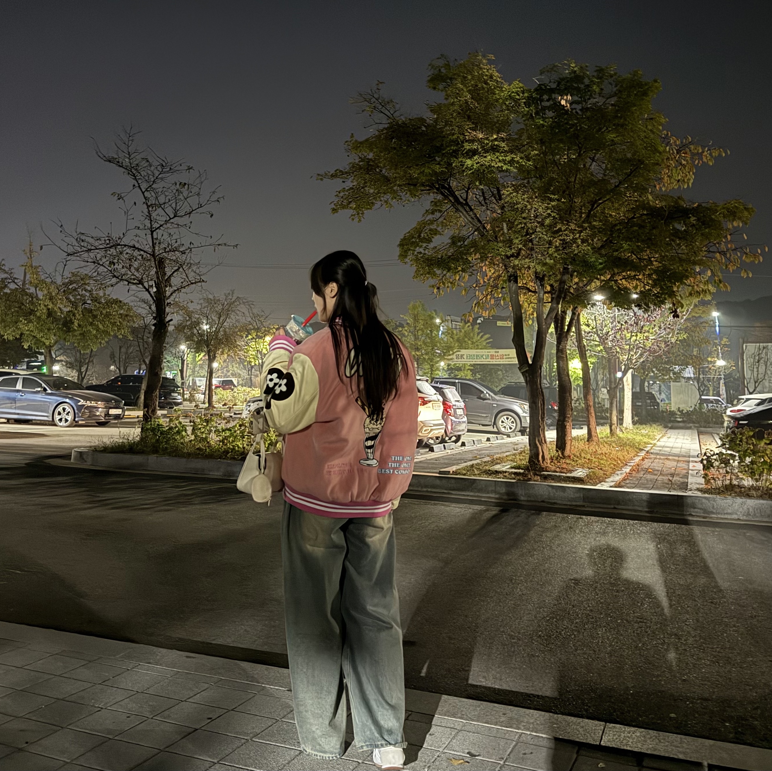 Vandy The Pink Sundae Varsity Jacket Pink 착용 스타일 - 1