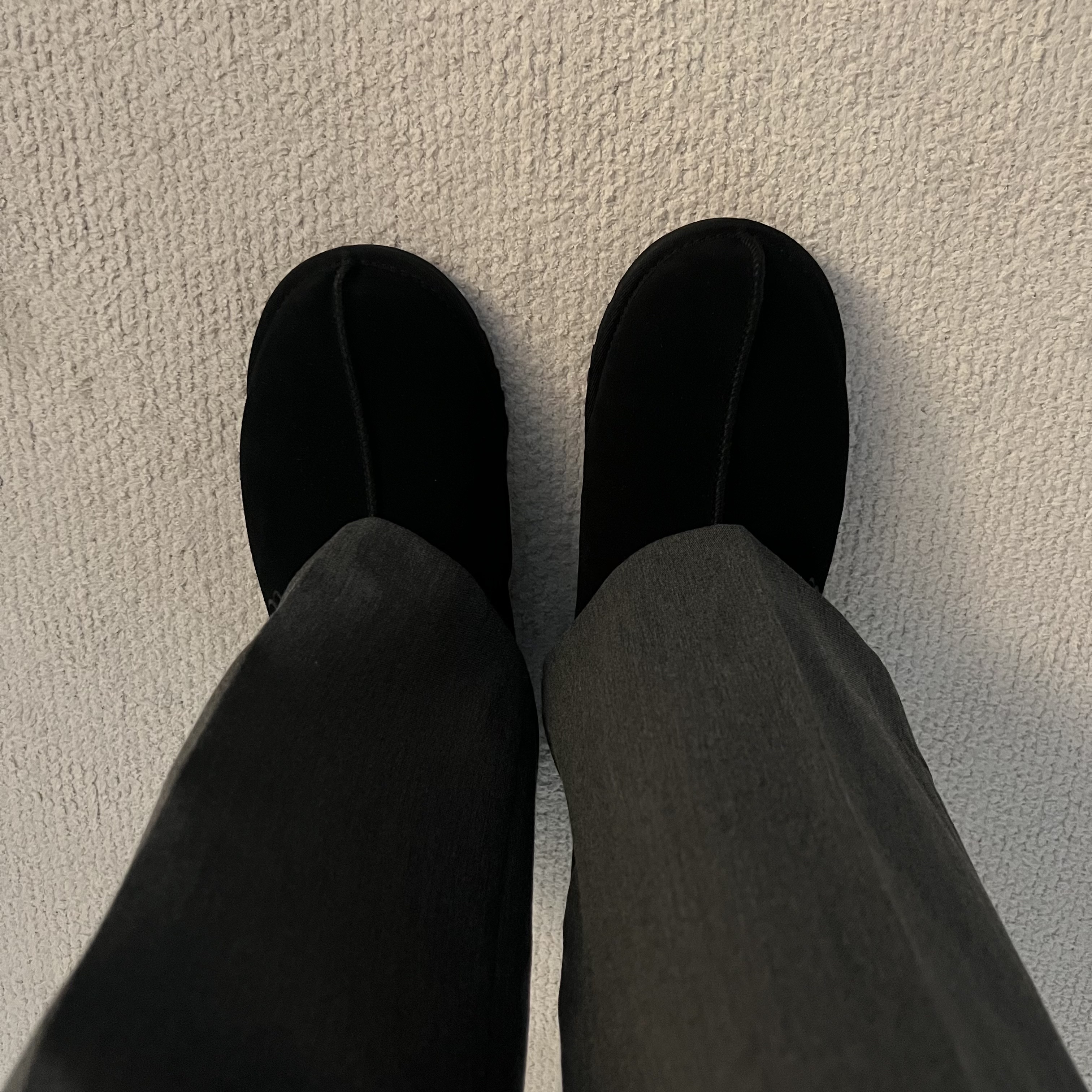 UGG Tasman Black 착용 스타일 - 6