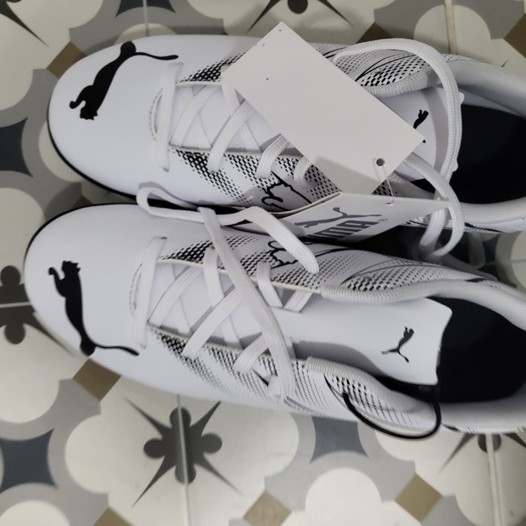 (JR) Puma Attacanto TT White Black 착용 스타일