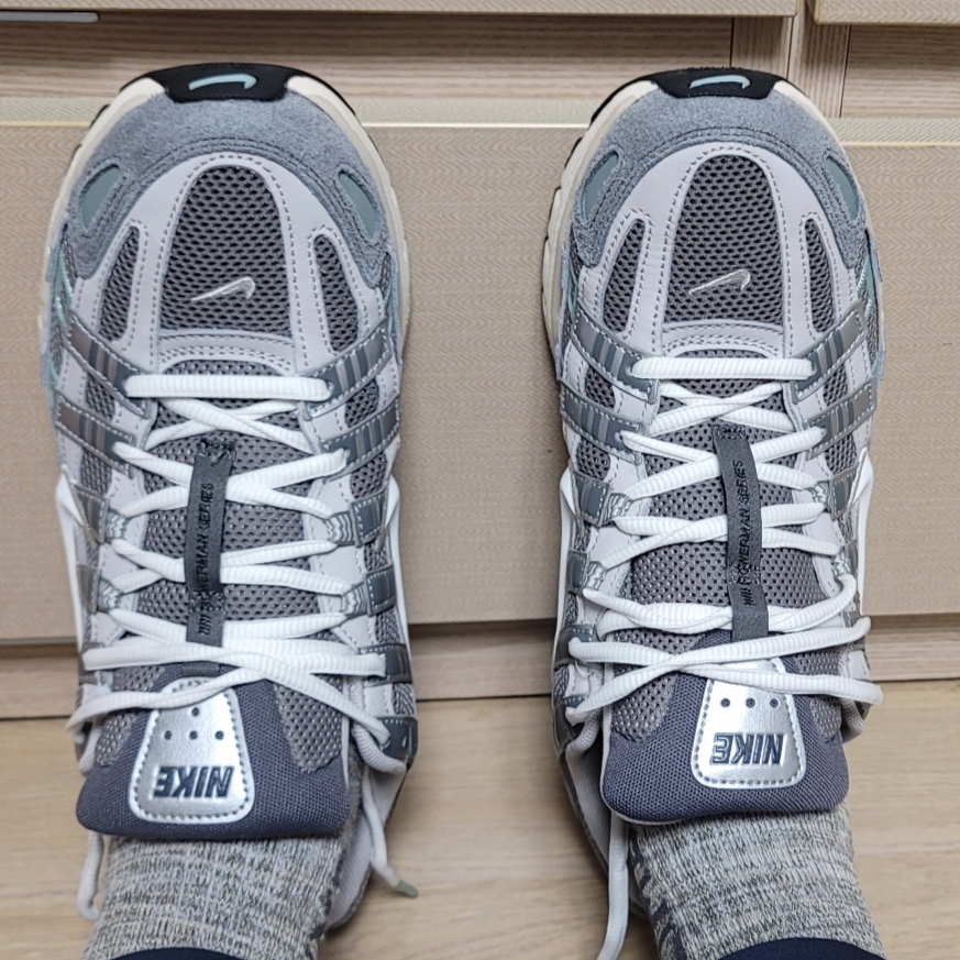 Nike P-6000 Flat Pewter Light Iron Ore 착용 스타일 - 2