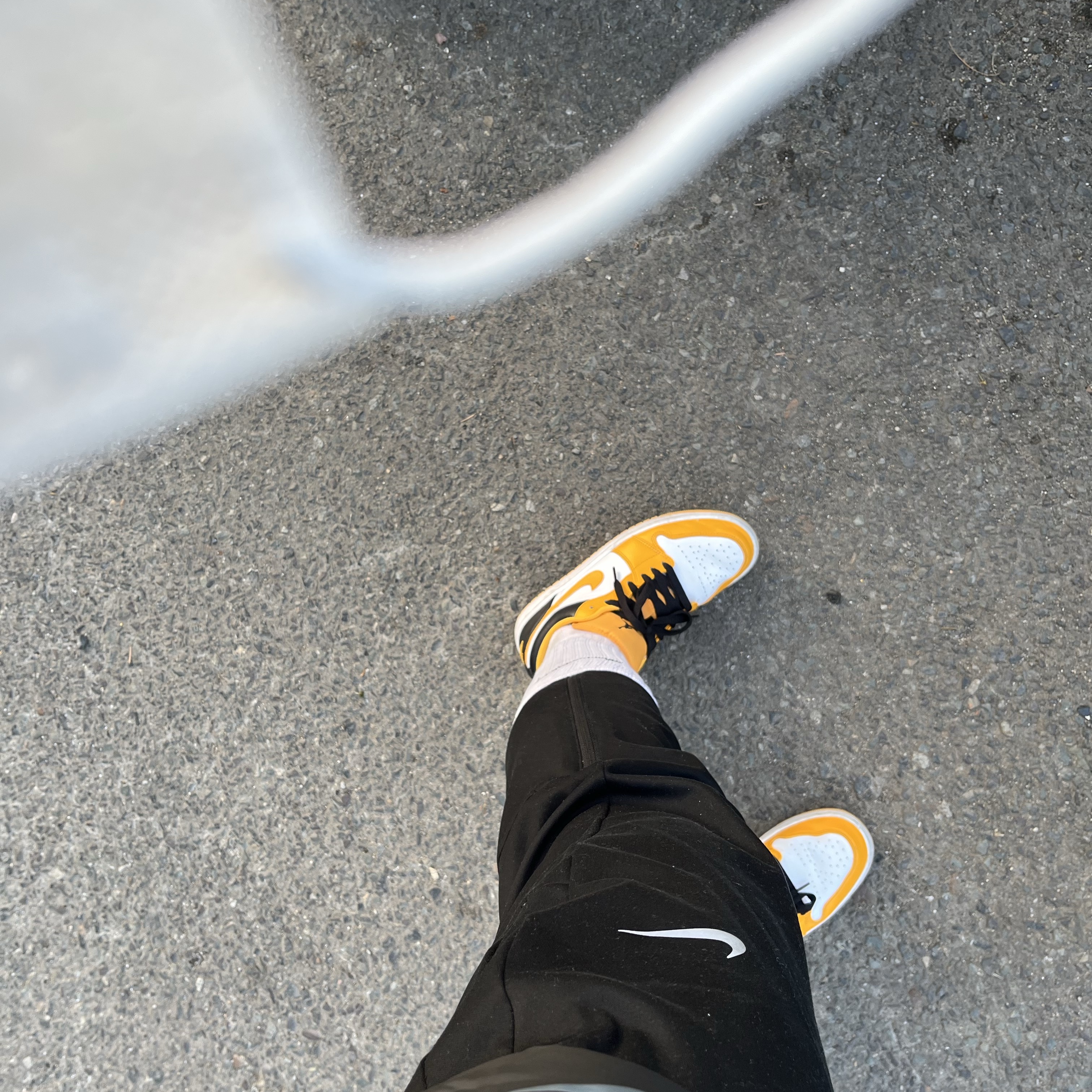 Jordan 1 Low Taxi 착용 스타일 - 3