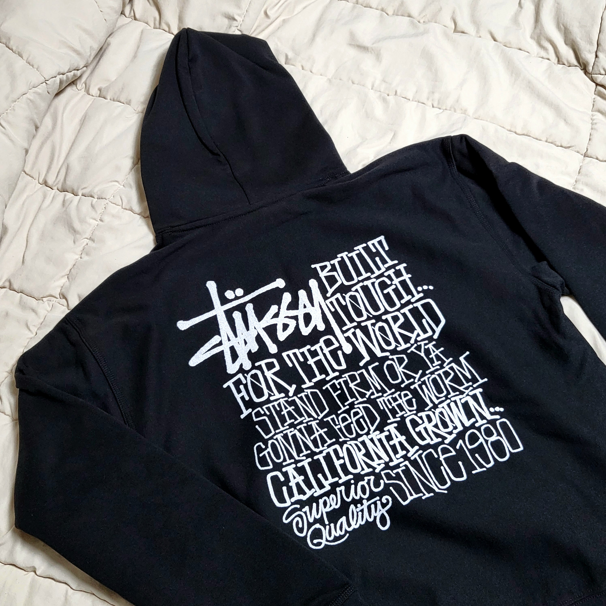 Stussy California Grown Hoodie Black 착용 스타일