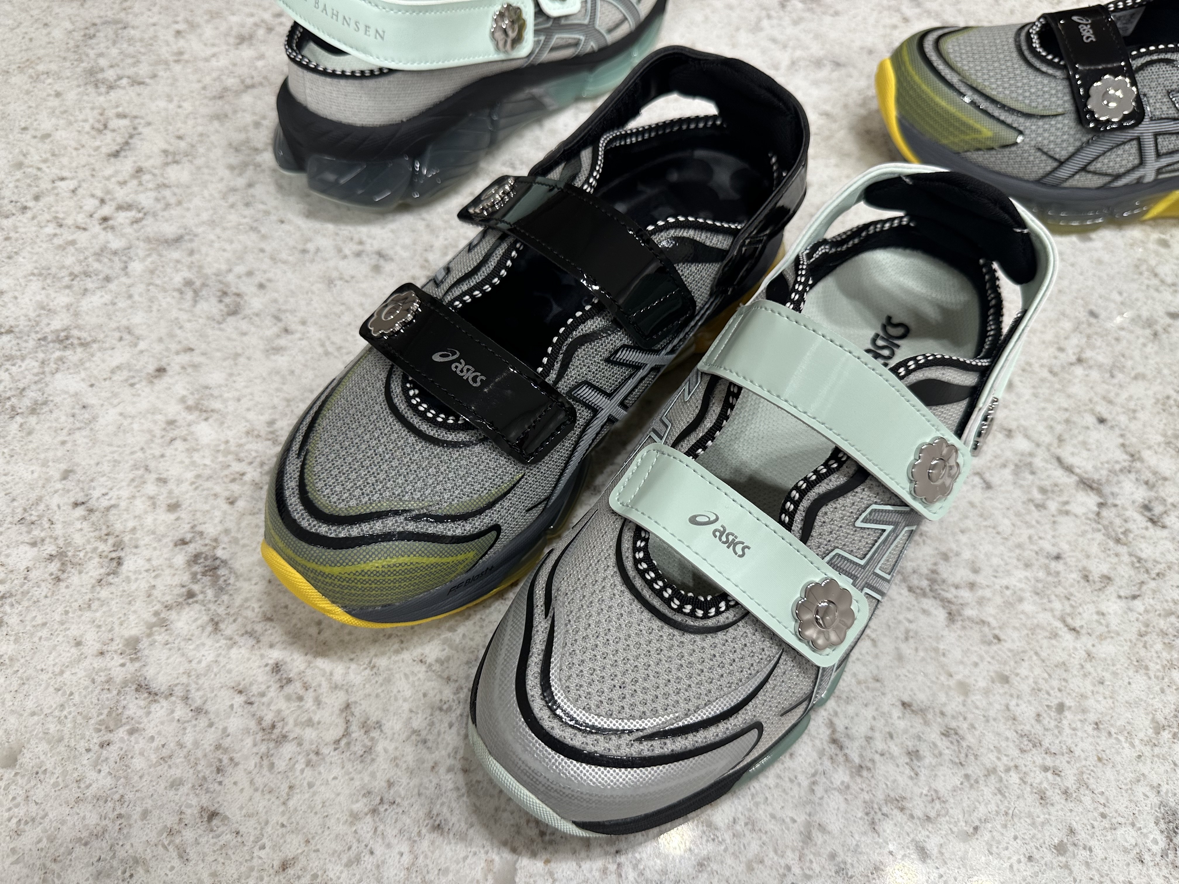 Asics x Cecilie Bahnsen Gel-Quantum 360 VIII Grey Yellow, Asics x Cecilie Bahnsen Gel-Quantum 360 VIII Silver Mint 착용 스타일 - 9