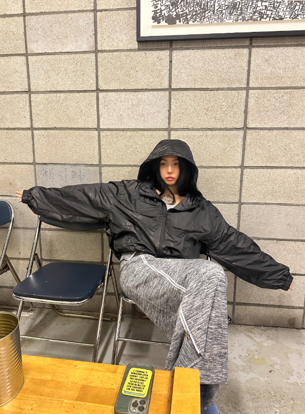 미스테리어스호텔 크롭 윙클 윈드브레이커 블랙 THE MYSTERIOUS HOTEL KREAM