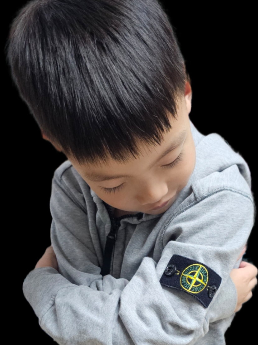 (Kids) Stone Island 60720 Garment Dyed Cotton Fleece Hooded Full Zip Sweatshirt Melange Grey - 24FW 착용 스타일