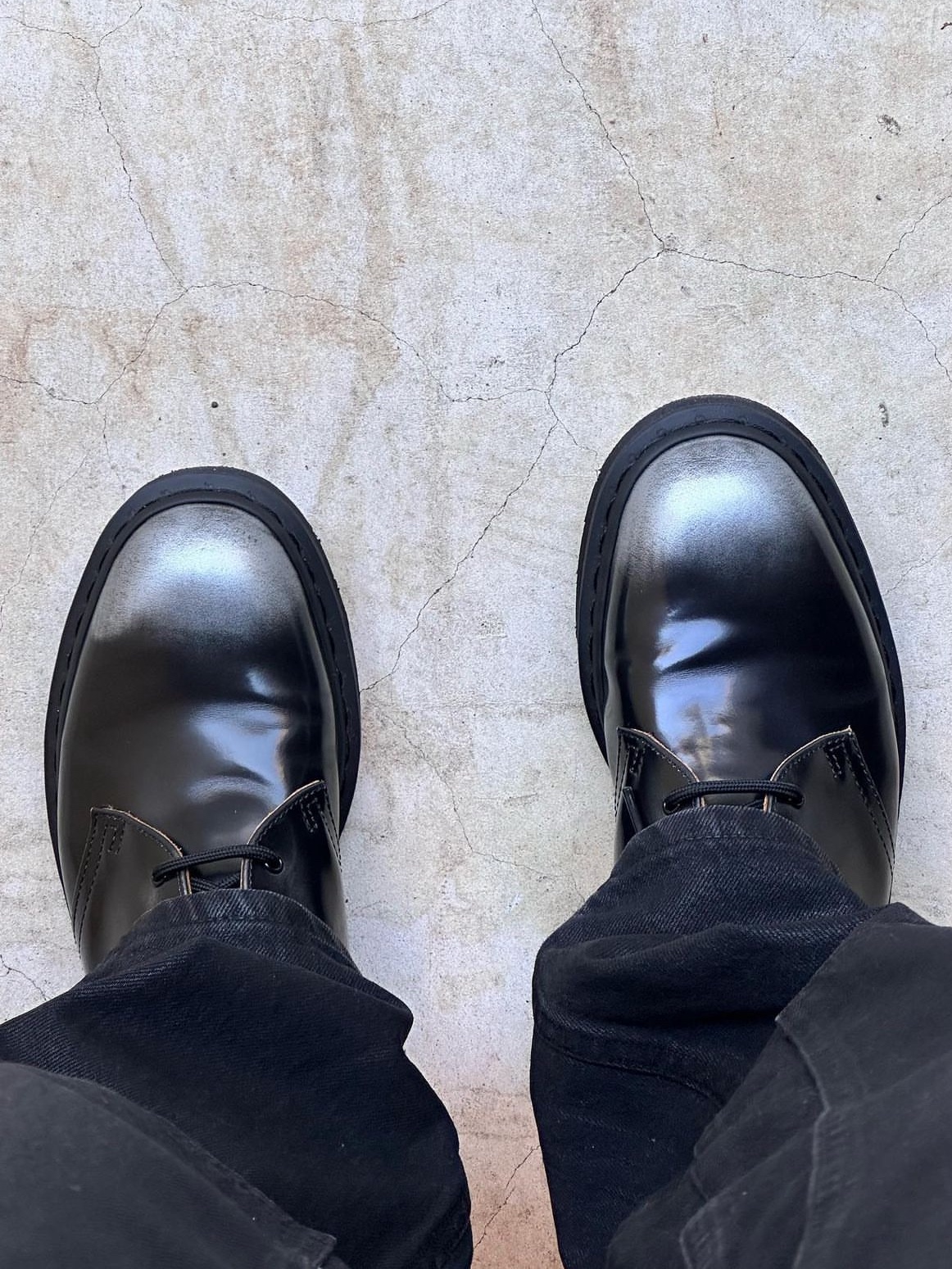 Dr. Martens x Supreme 1461 Multi, Dr. Martens x Supreme 1461 Gray Silver 착용 스타일 - 7