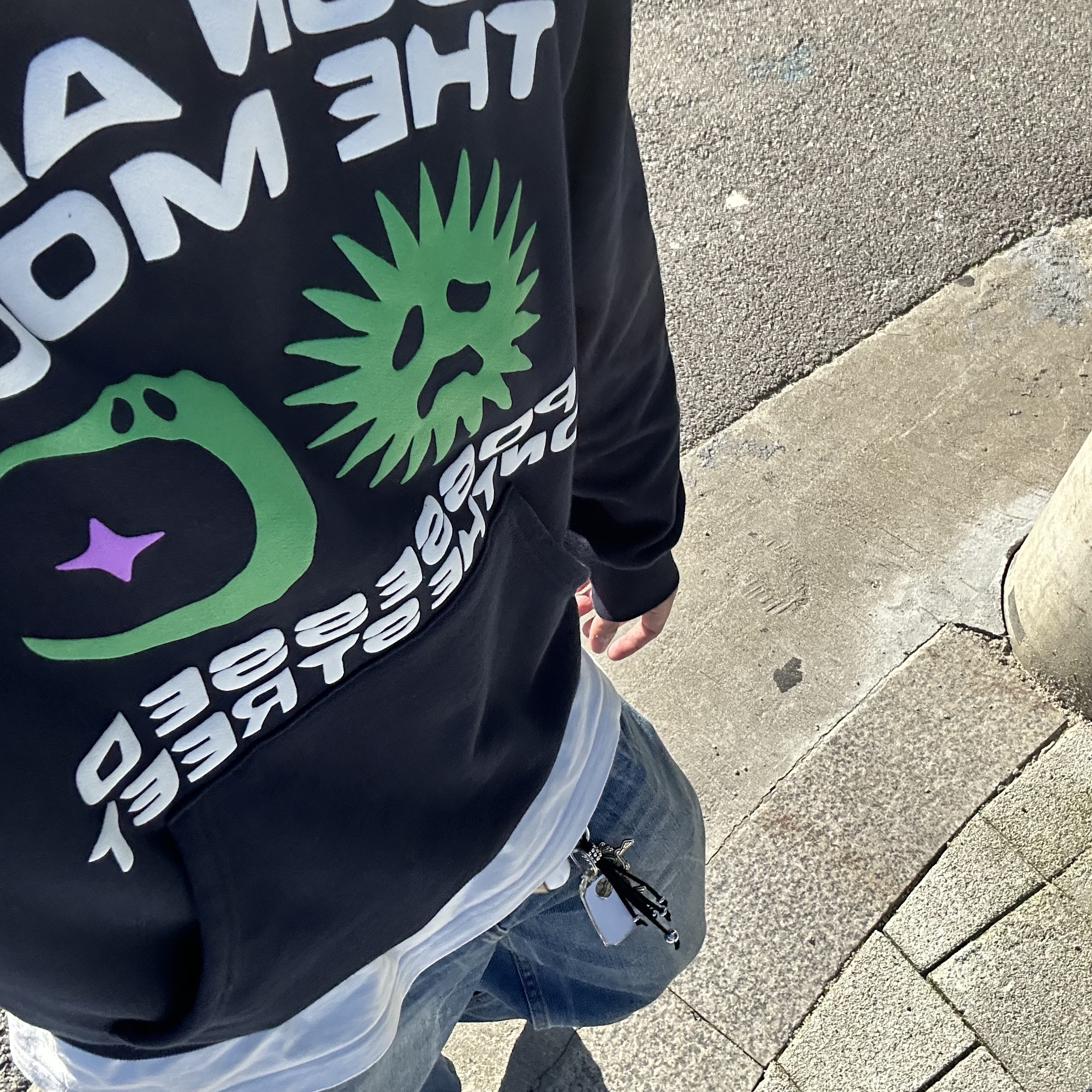 POTS All Day Hoodie Navy, POTS PS Logo 6panel Cap Green 착용 스타일 - 3