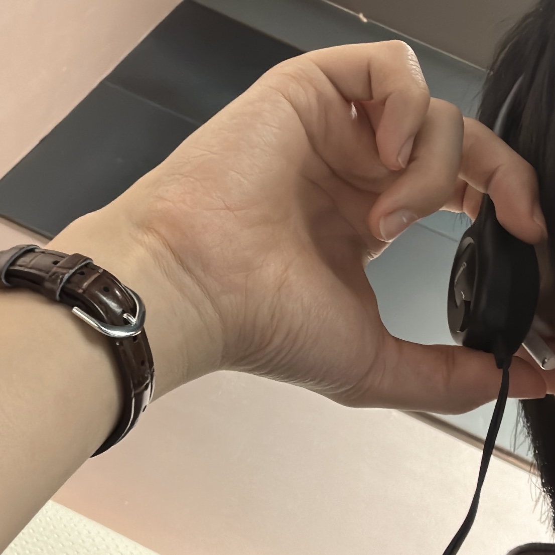 Casio LTP-V007L-9B 착용 스타일 - 3
