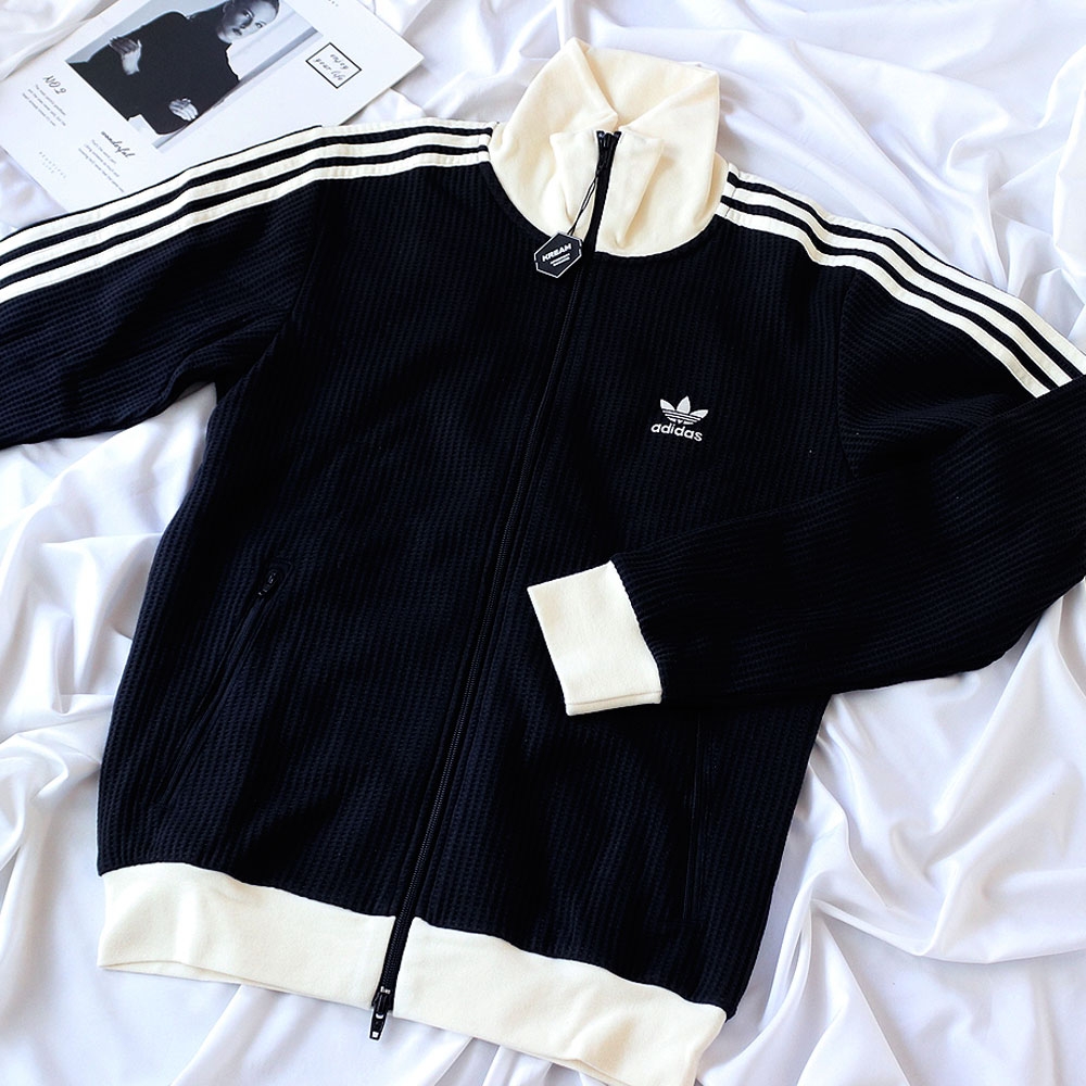 Adidas Waffle Beckenbauer Track Top Black - KR Sizing 착용 스타일