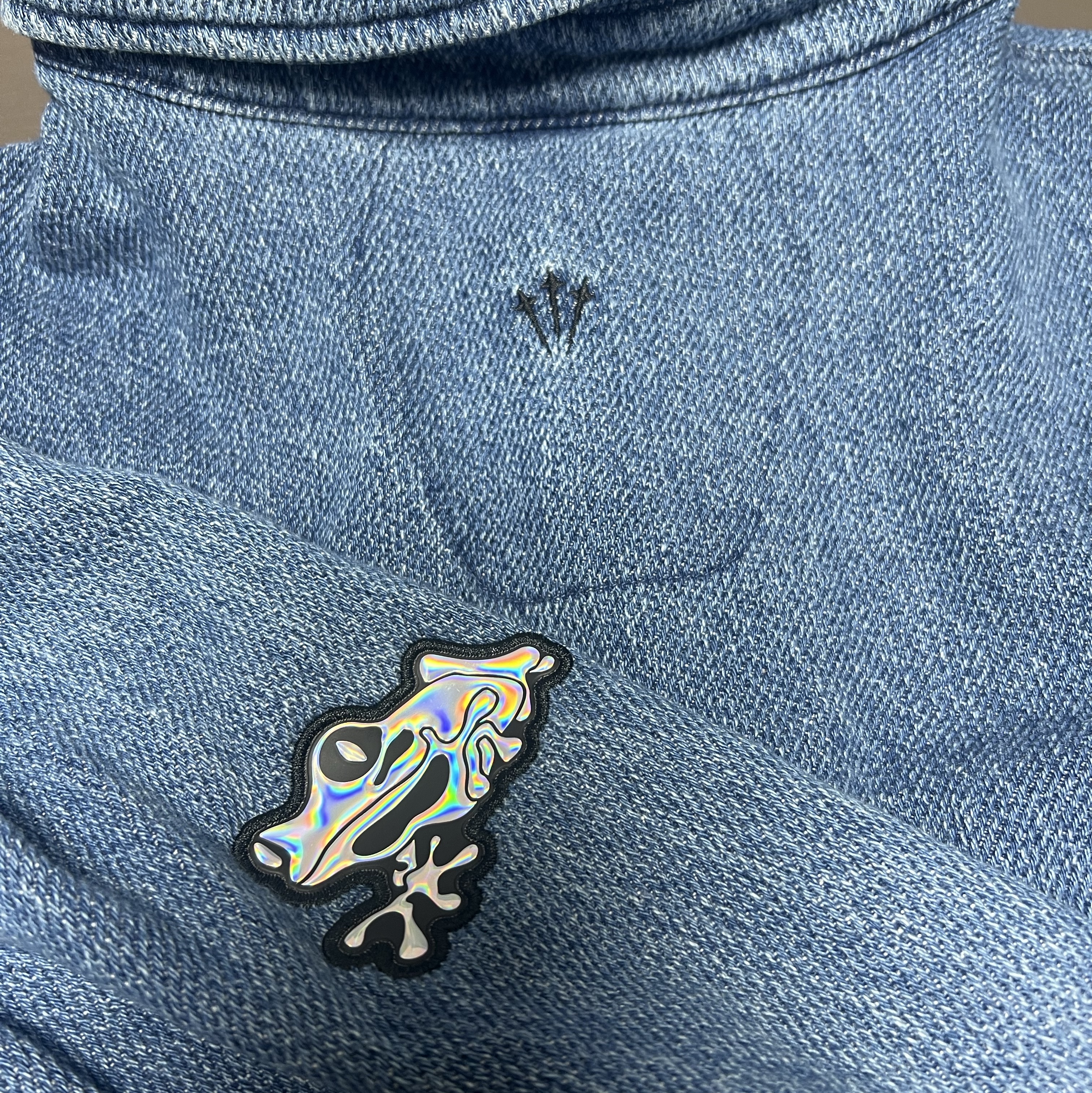 Nike x Drake Nocta Opal Lily Pad Denim Shirt French Blue (FZ3260-486) 착용 스타일 - 2