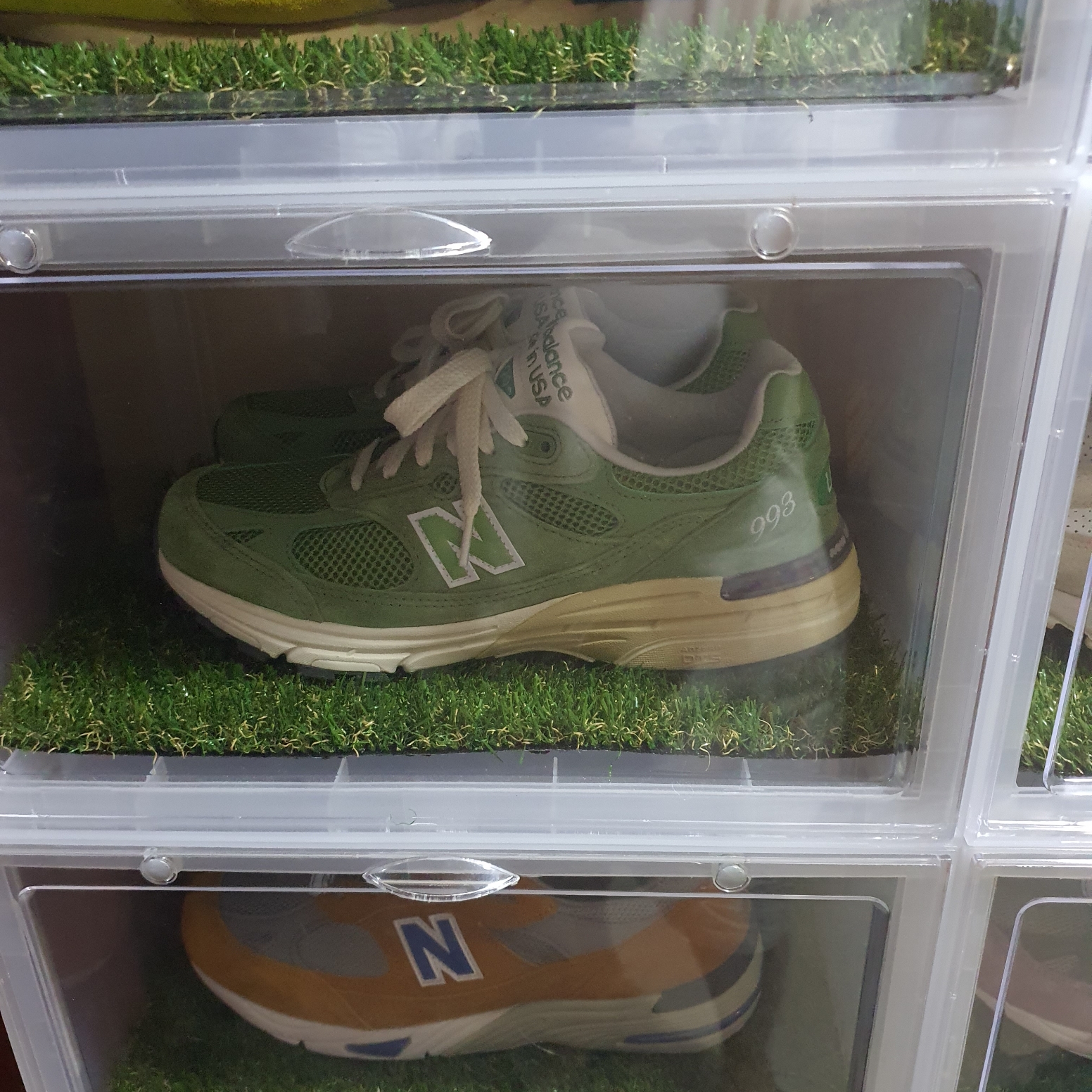 New Balance 993 Made in USA Chive Sea Salt 착용 스타일