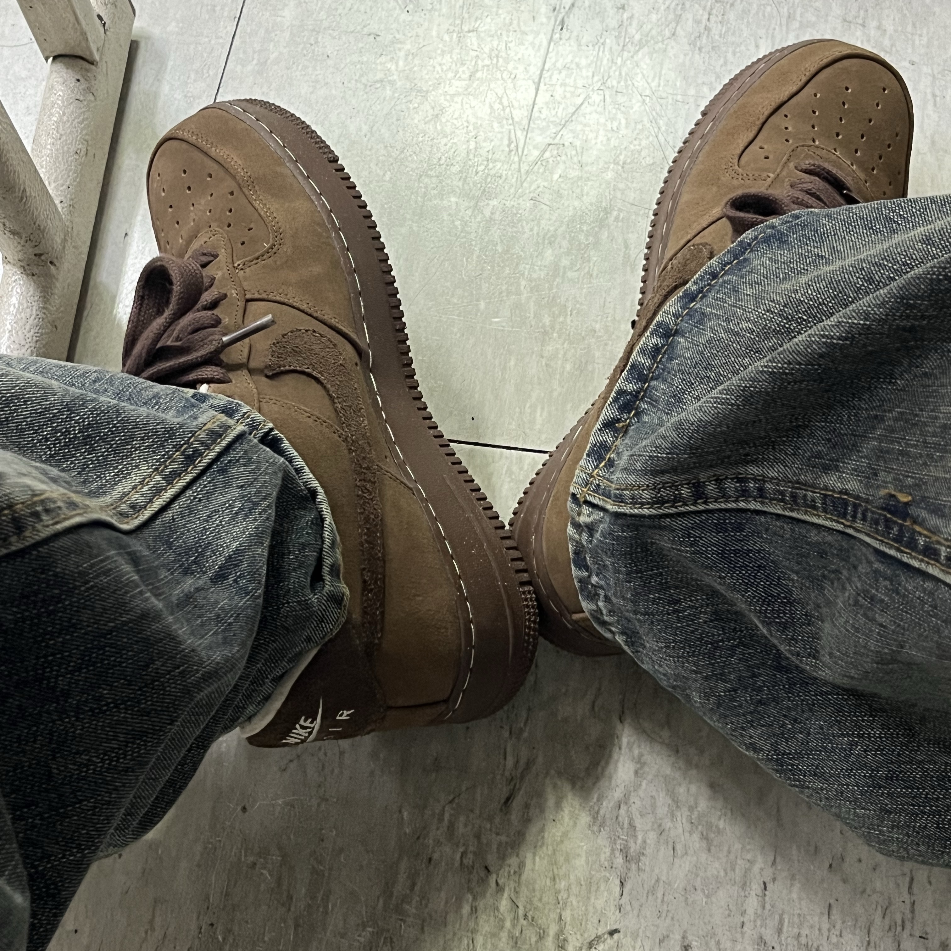 (W) Nike Air Force 1 '07 Cacao Wow 착용 스타일