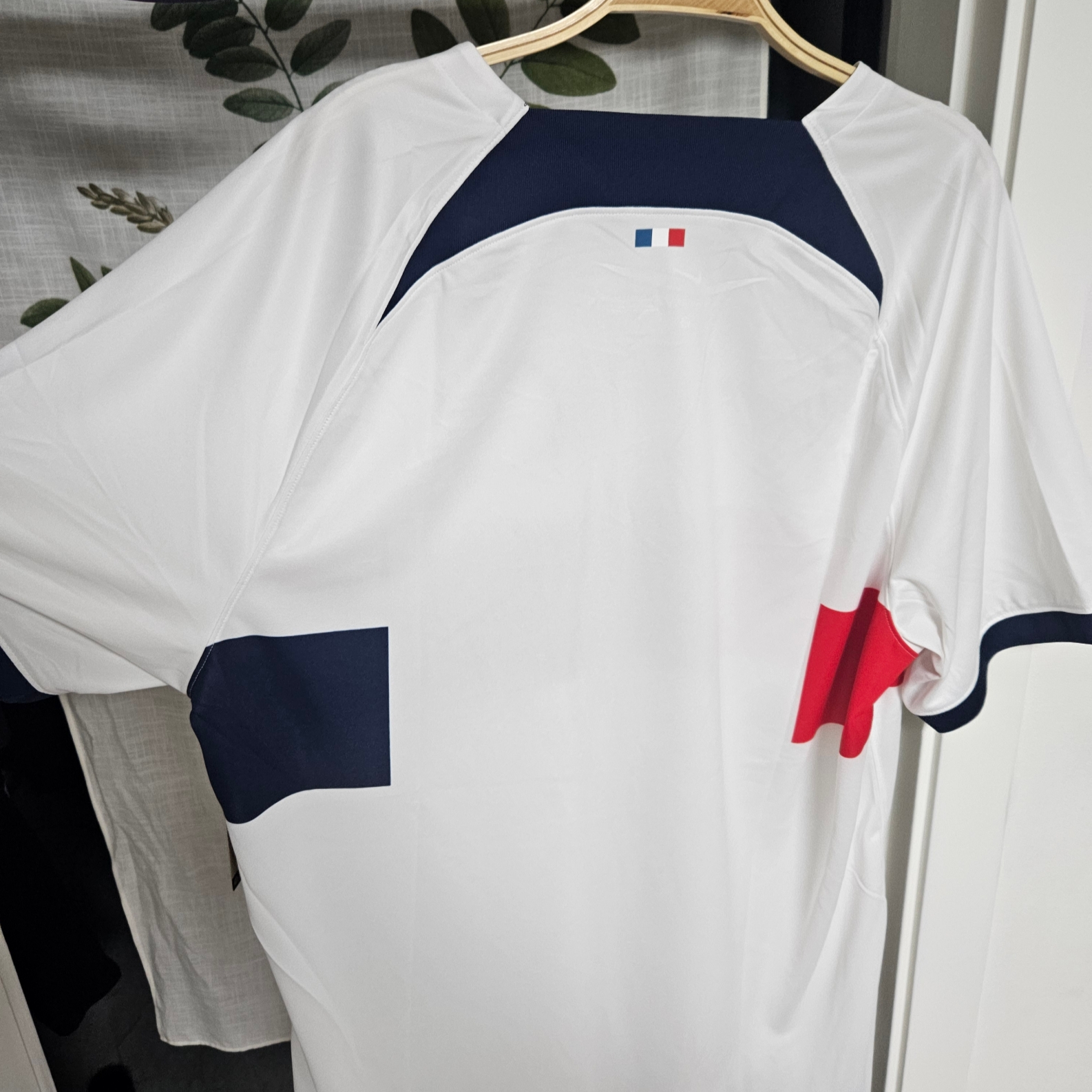 Nike Paris Saint-Germain 2023/24 Dri-Fit Stadium Away Jersey White Midnight Navy (Non Marking Ver.) 착용 스타일