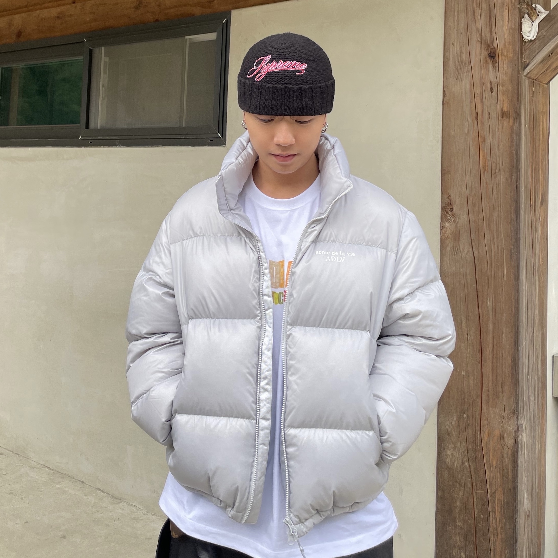 Farfromwhat Far Layered Work Pants Coated Black, Supreme Script Logo Beanie Black - 21FW 착용 스타일 - 2