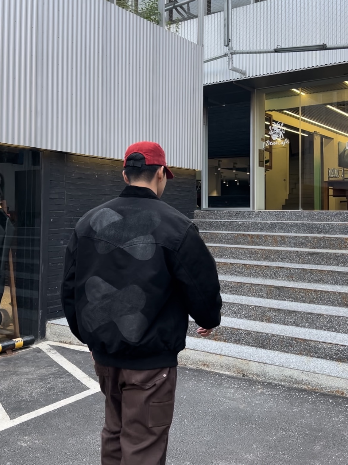 Supreme Washed Chino Twill Camp Cap Red - 24SS, Carhartt WIP x Worksout OG Santa Fe Jacket Black Aged Canvas 착용 스타일 - 2