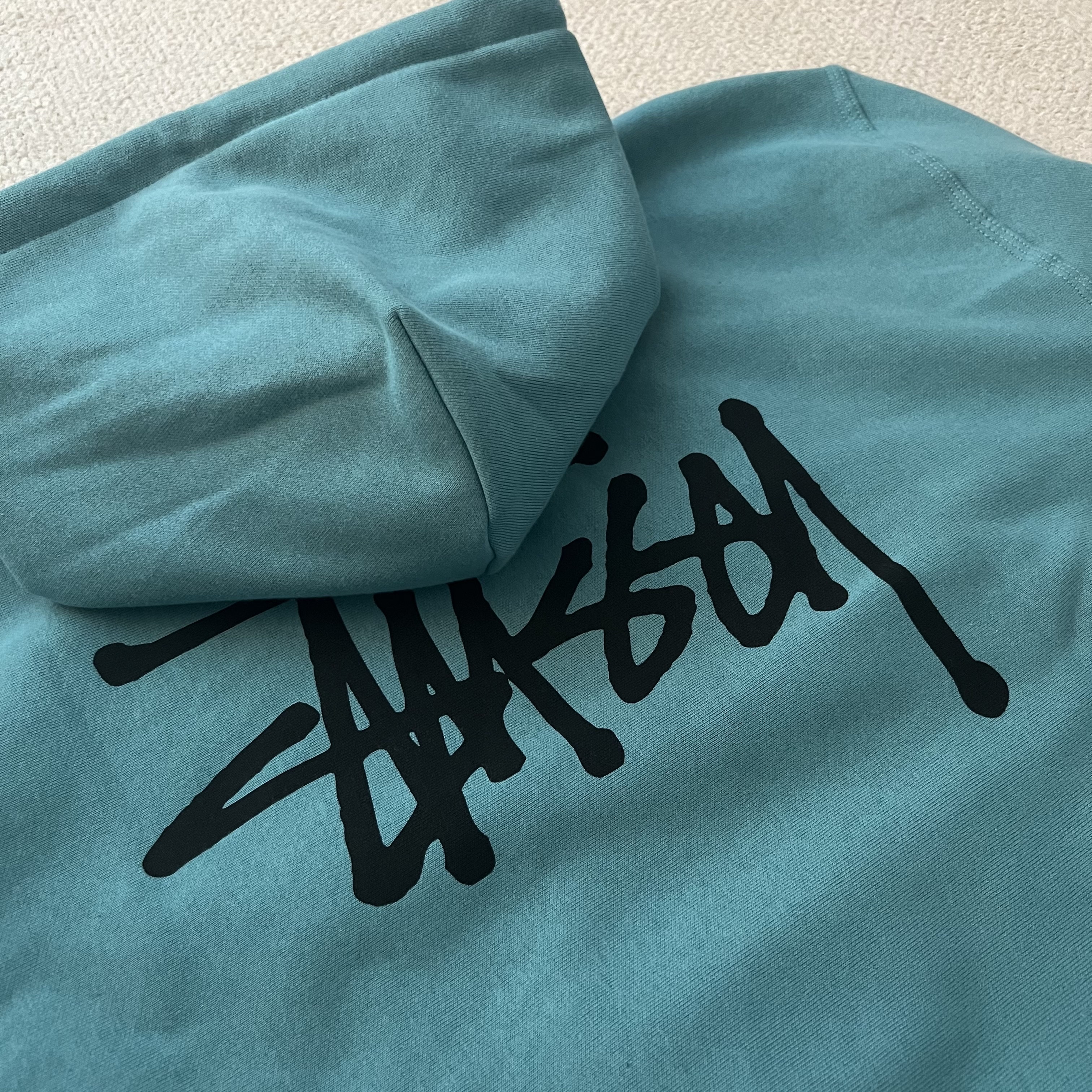Stussy Basic Stussy Hoodie Ocean 2024 착용 스타일 - 1