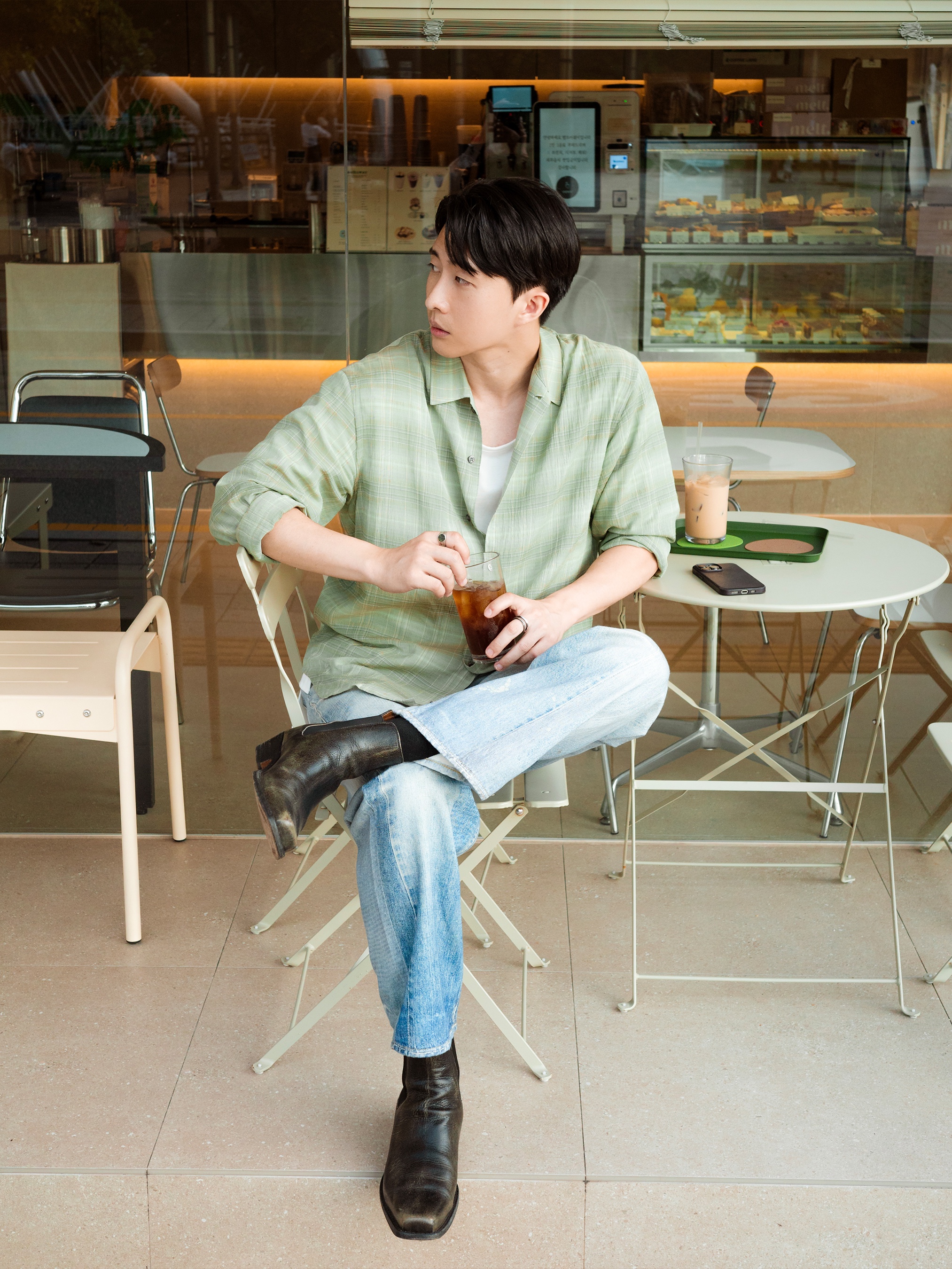 Our Legacy Third Cut Digital Denim Print 착용 스타일 - 1