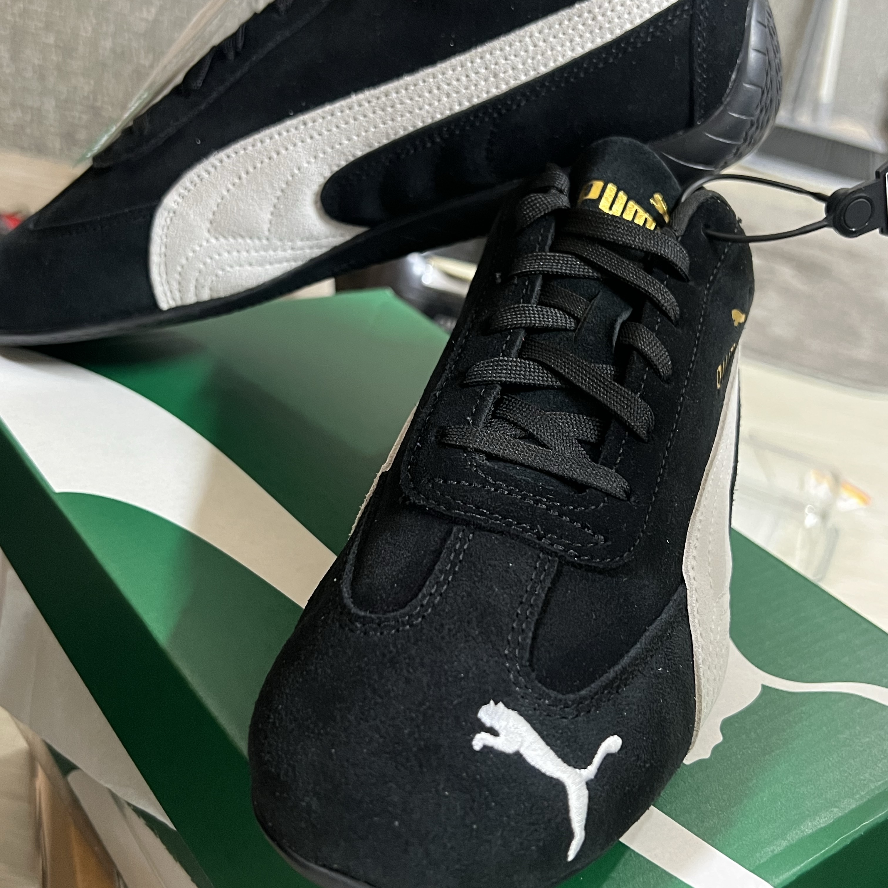 Puma Speedcat OG Black White 착용 스타일 - 1