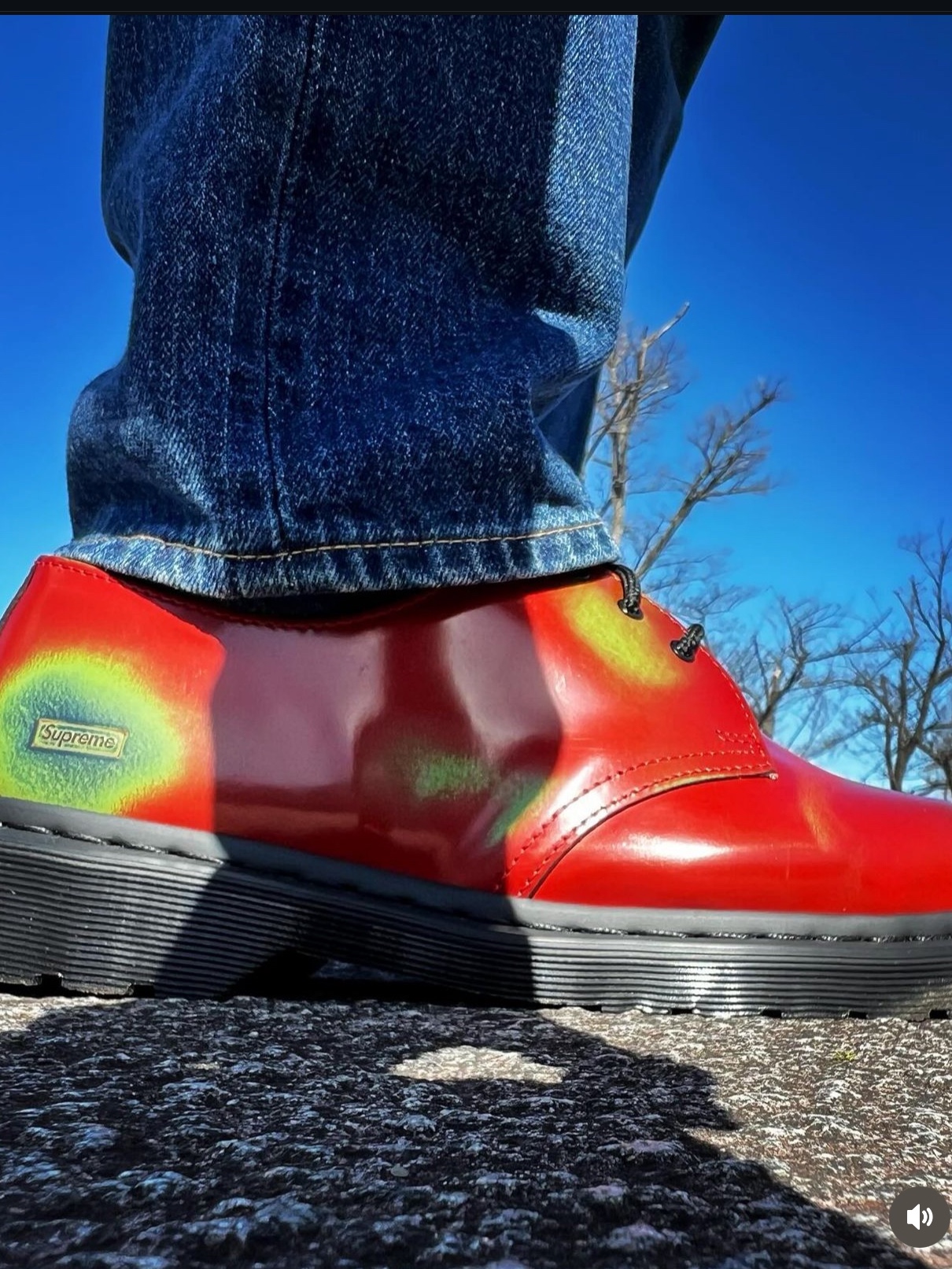 Dr. Martens x Supreme 1461 Multi, Dr. Martens x Supreme 1461 Gray Silver 착용 스타일 - 3