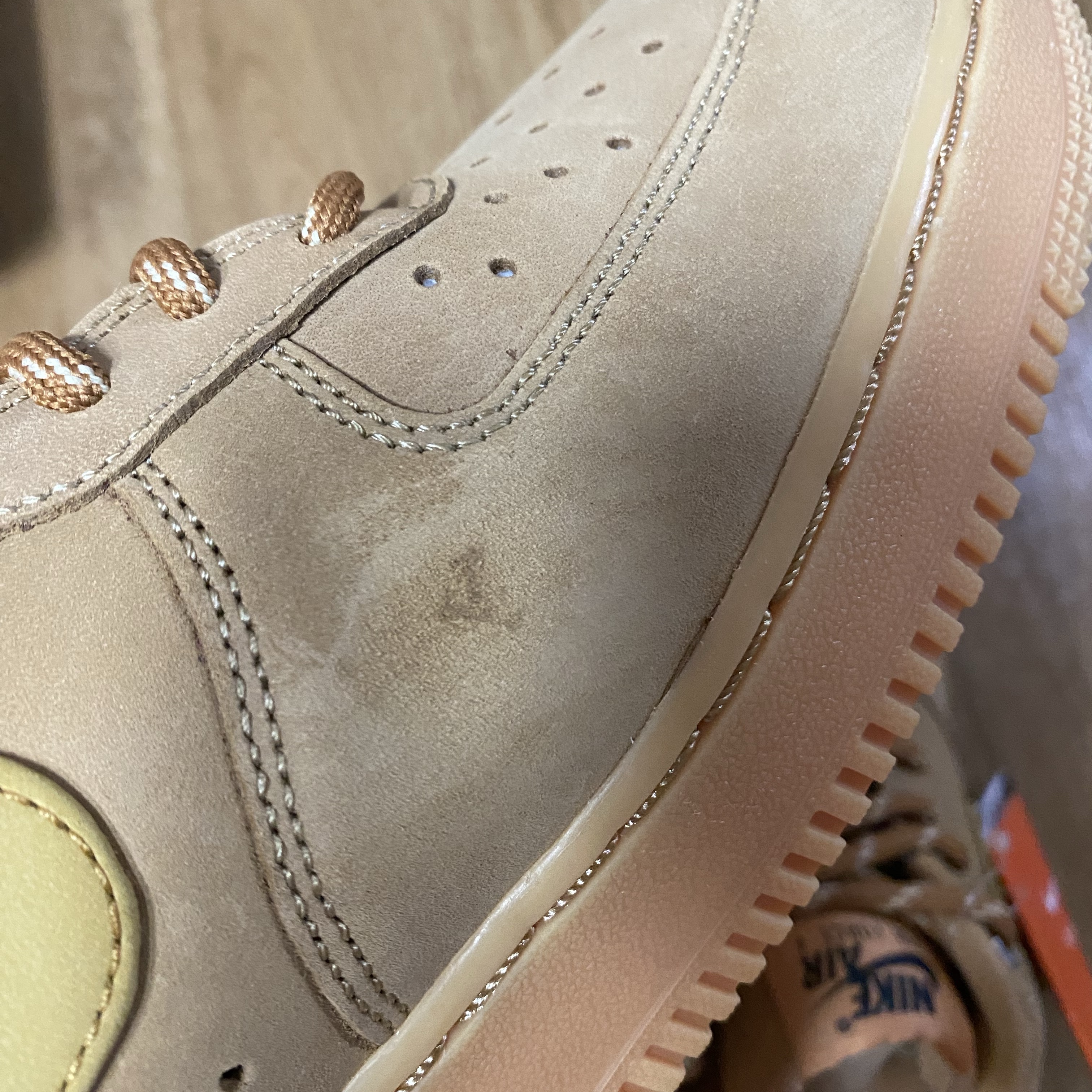 Nike Air Force 1 '07 WB Flax 착용 스타일 - 1
