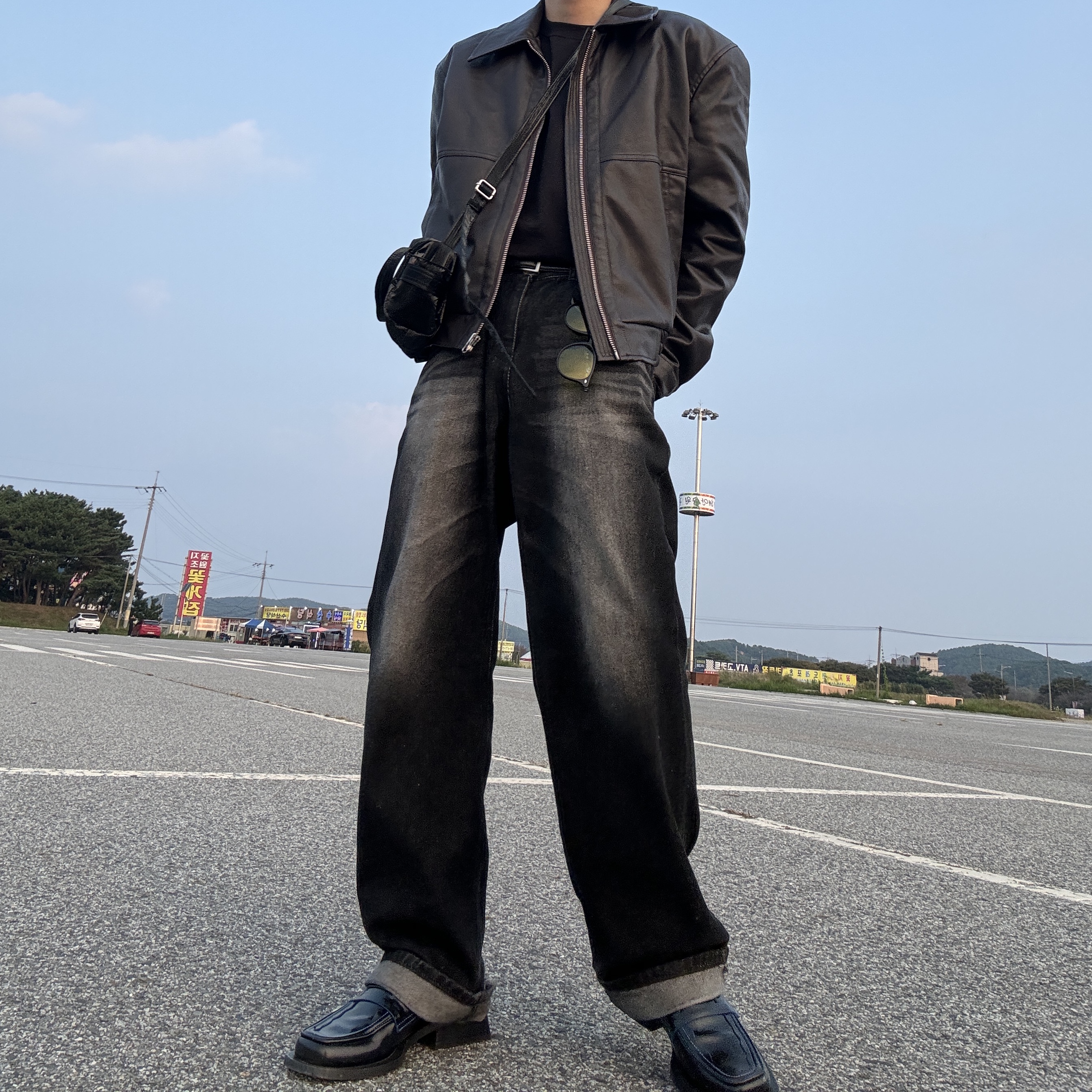 Zara x Ader Error Leather Loafers Black, Ray-Ban 4259 Gloss Black Frame Yellow Classic Lenses Low Bridge Fit 착용 스타일