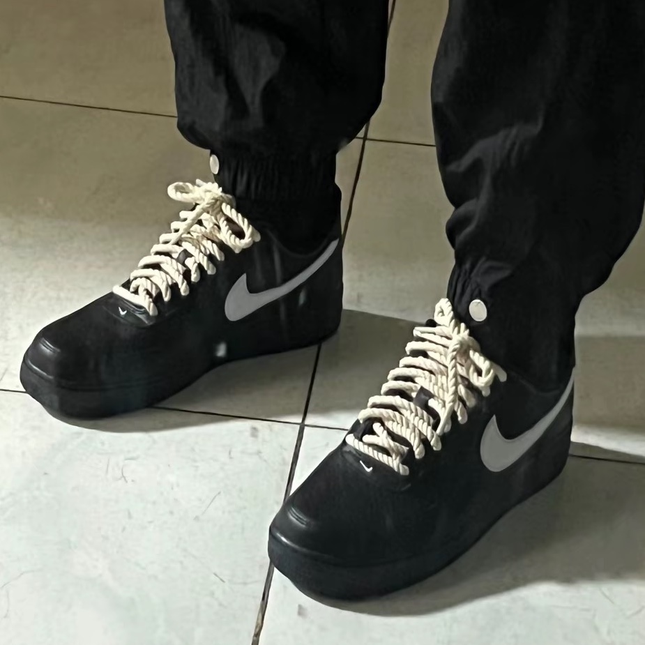 Nike Air Force 1 '07 Black White 착용 스타일