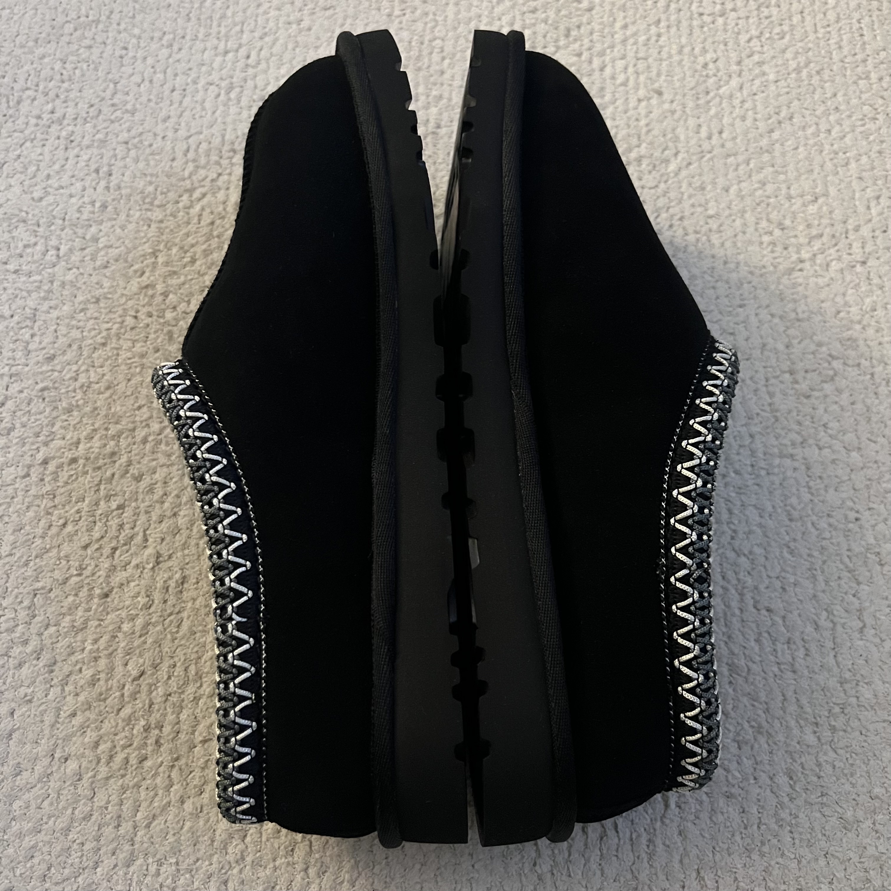 UGG Tasman Black 착용 스타일 - 3