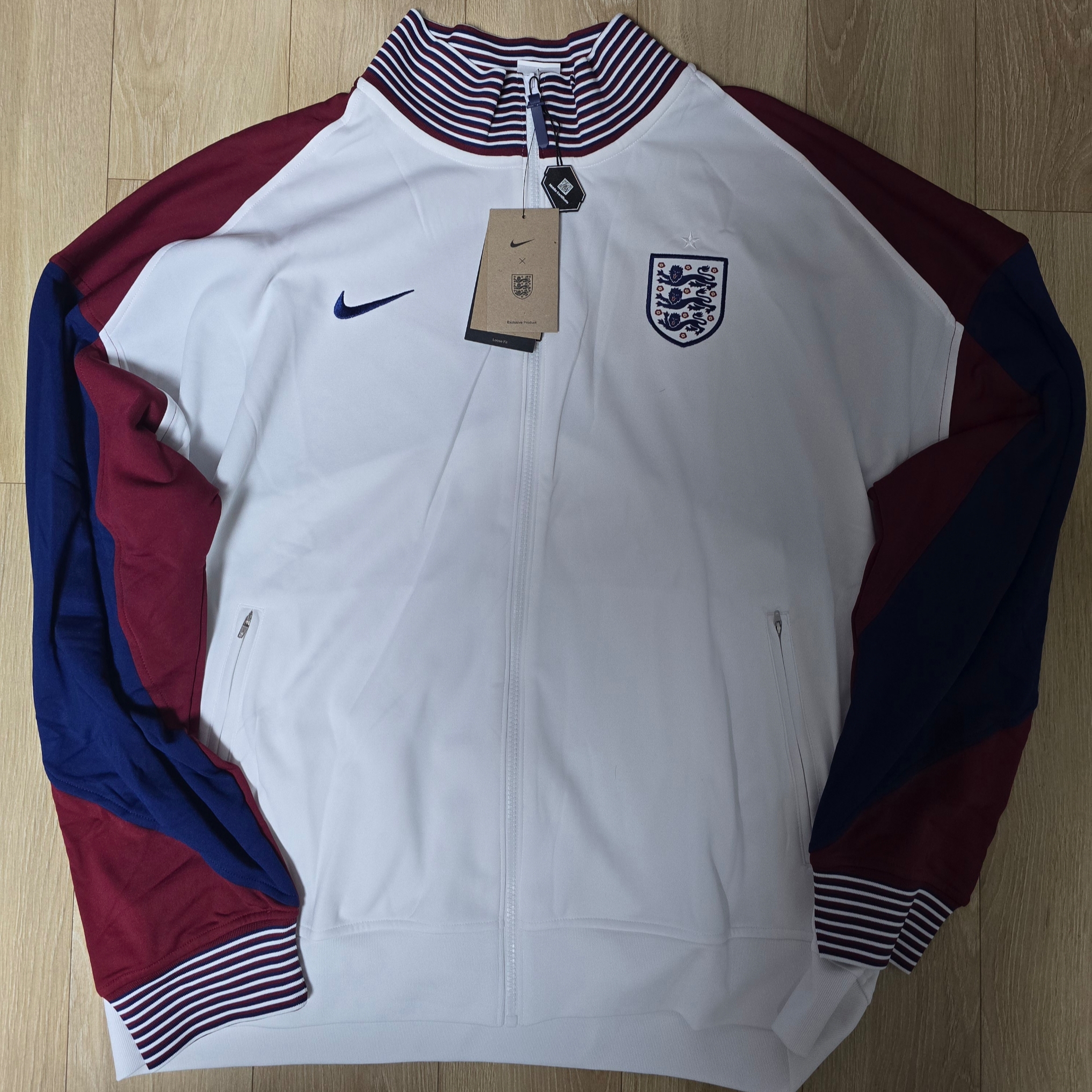 Nike England Dri-Fit Academy Pro Home Soccer Jacket White 착용 스타일 - 1