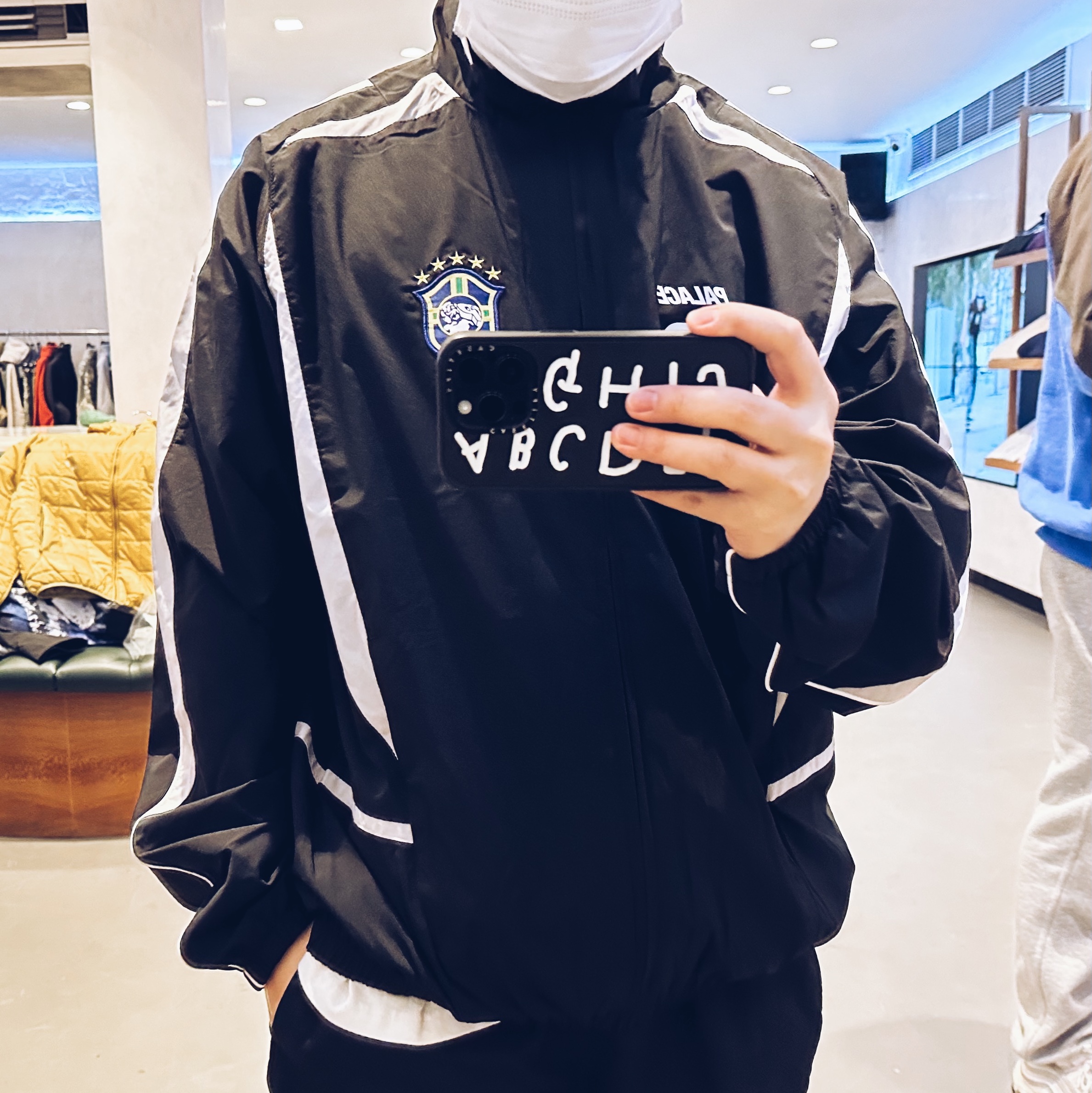Palace Pro Team 02 Shell Jacket Black - 24FW 착용 스타일