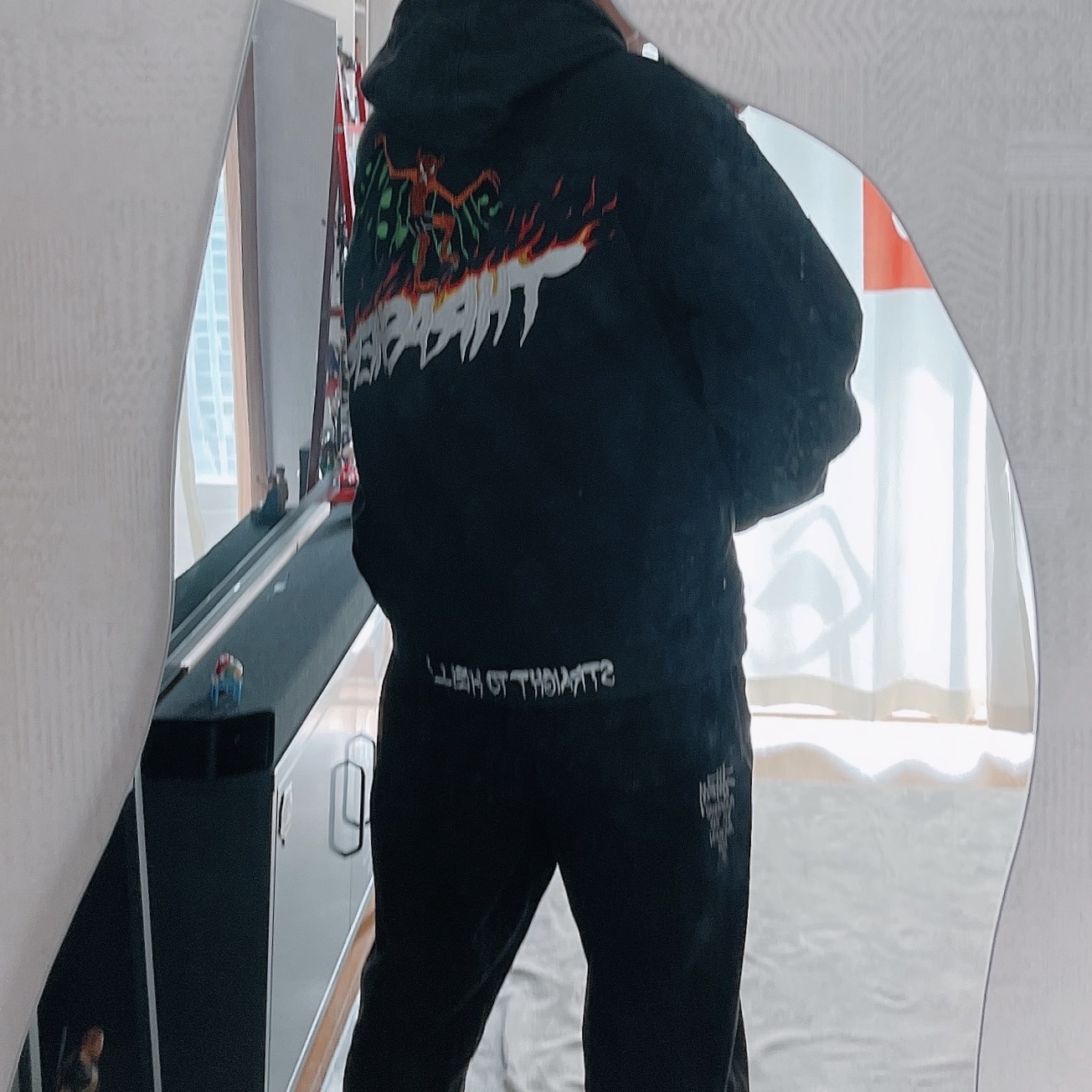 Stussy Washed Canvas Big OL' Jean Black, Supreme x Thrasher Hooded Work Jacket Black - 24FW 착용 스타일 - 2