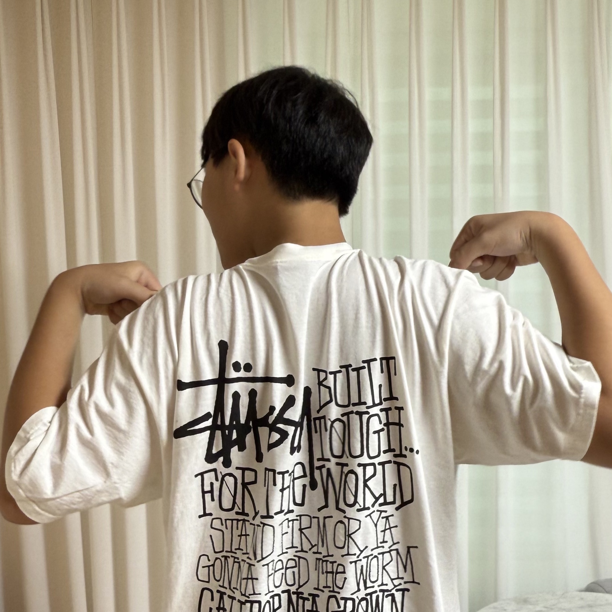 Stussy California Grown Pigment Dyed T-Shirt Natural 착용 스타일