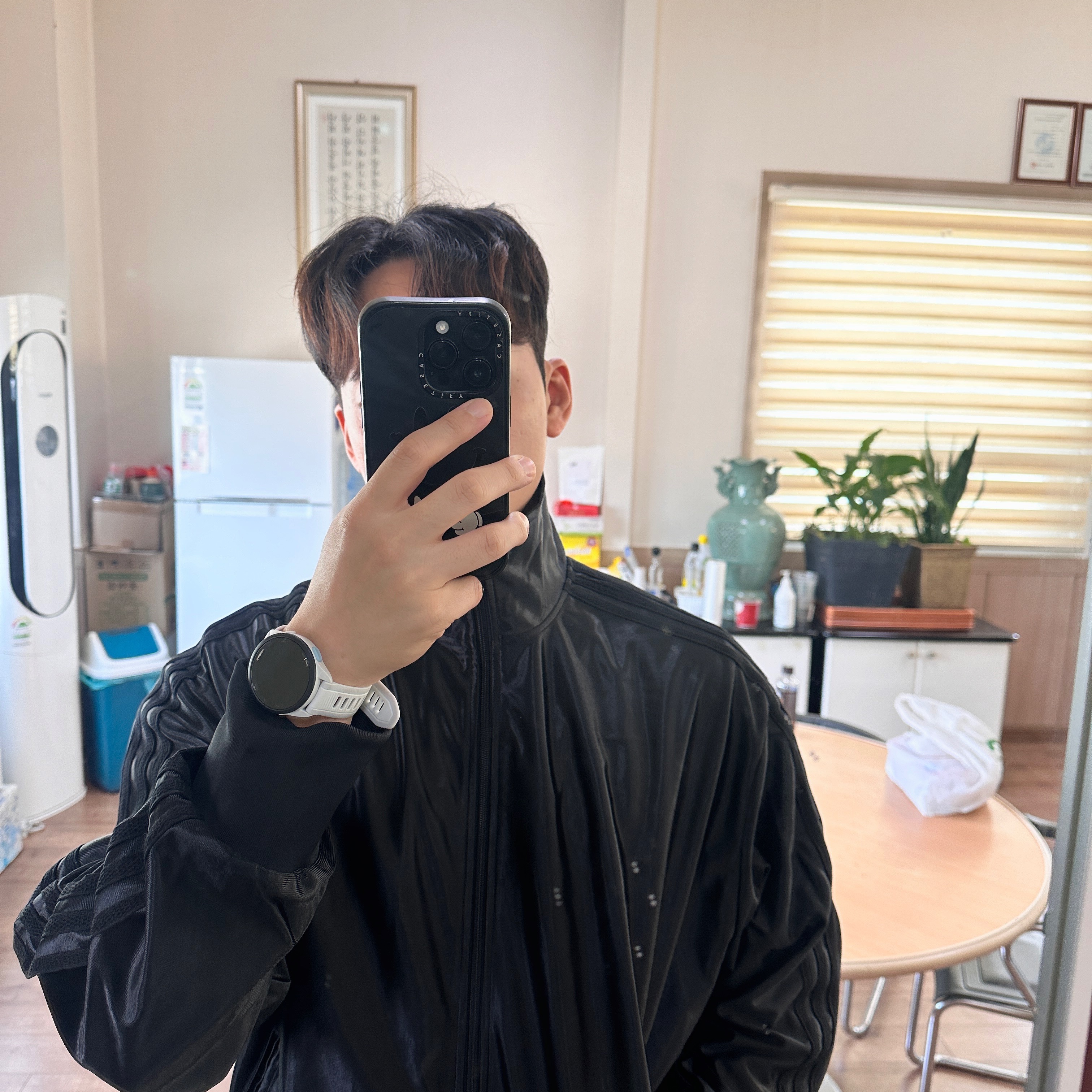 Adidas Q3 Oversized Track Top Black - KR Sizing 착용 스타일