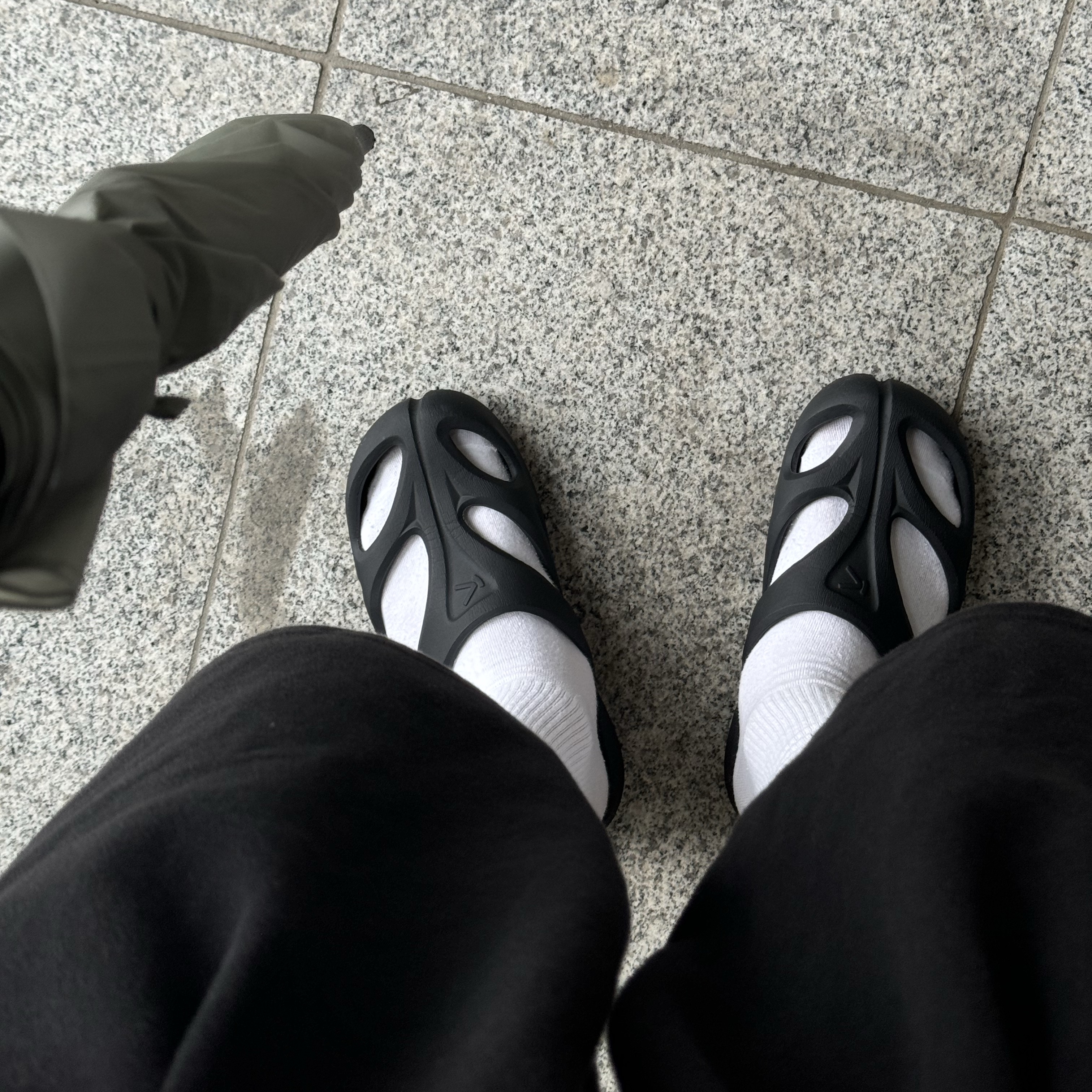 Keen Shanti Black Dawn Blue 착용 스타일