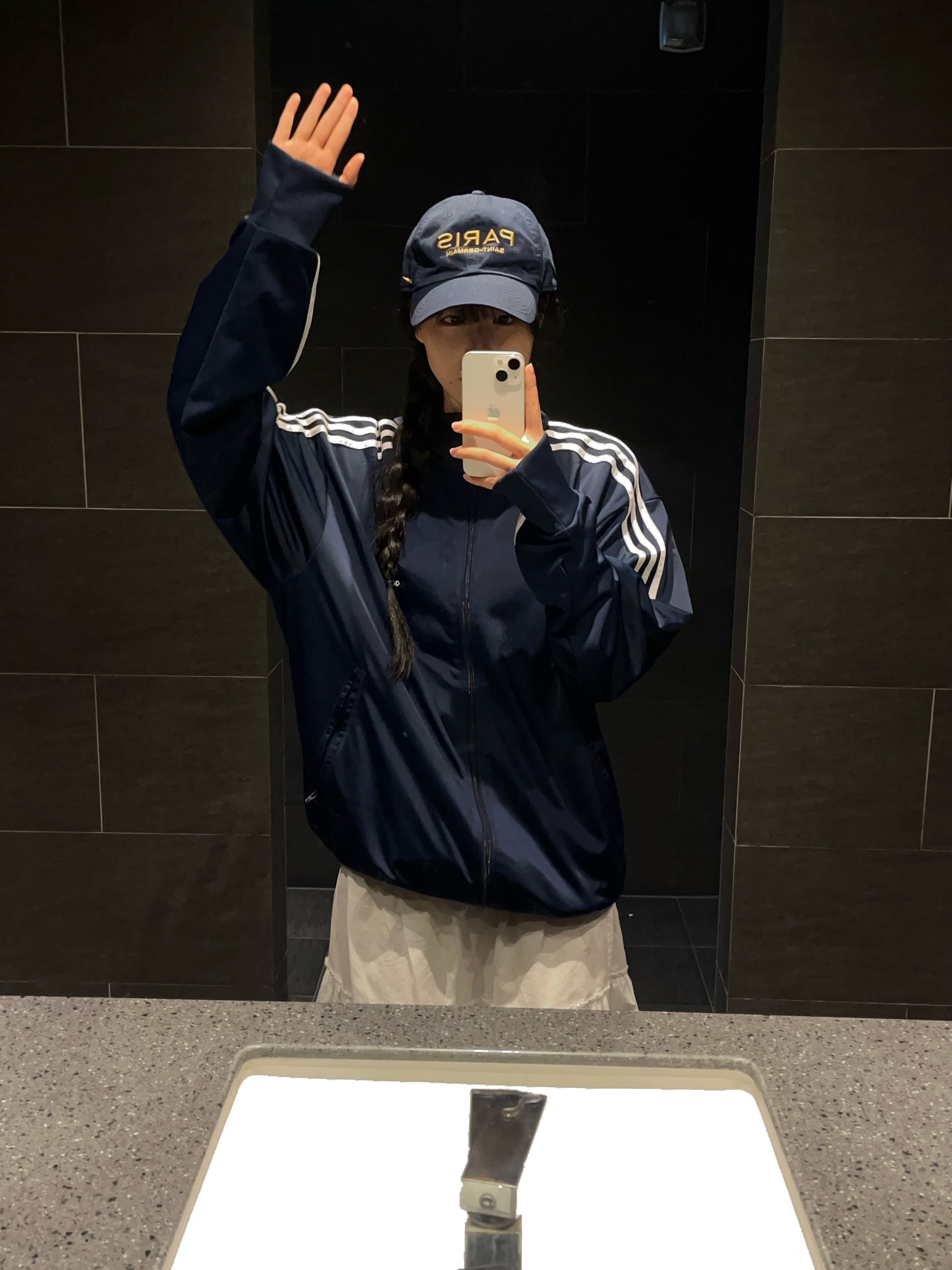 Nike Heritage 86 Saint-Germain Cap Navy, Adidas Adicolor Classic Firebird Track Top Night Indigo - KR Sizing 착용 스타일 - 2