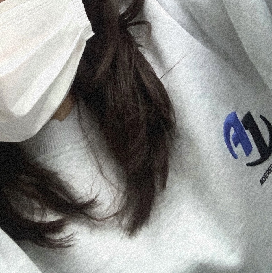 Zara x Ader Error Oversize Sweatshirt Grey 착용 스타일