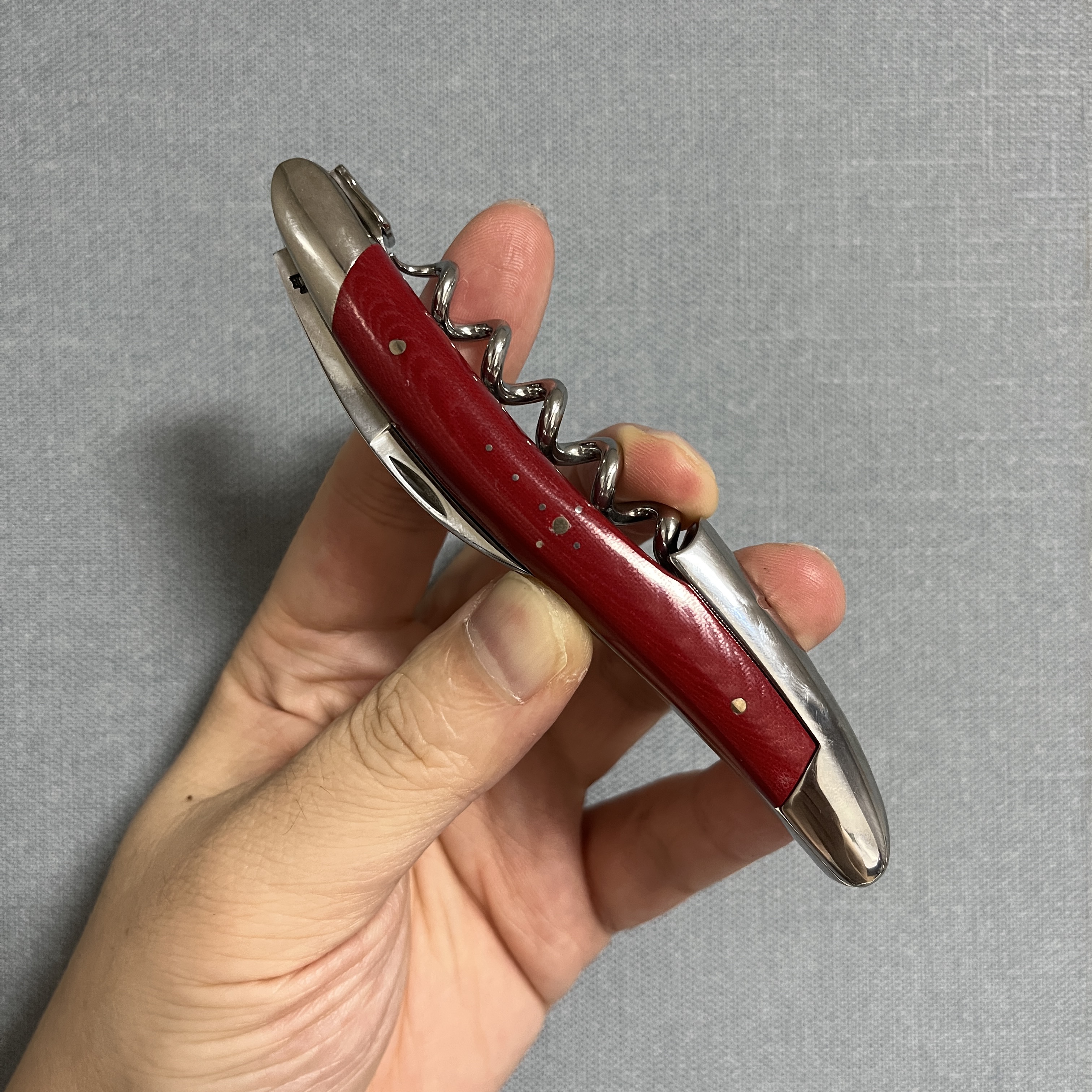 Supreme Forge De Laguiole Corkscrew Red - 21FW 착용 스타일 - 2
