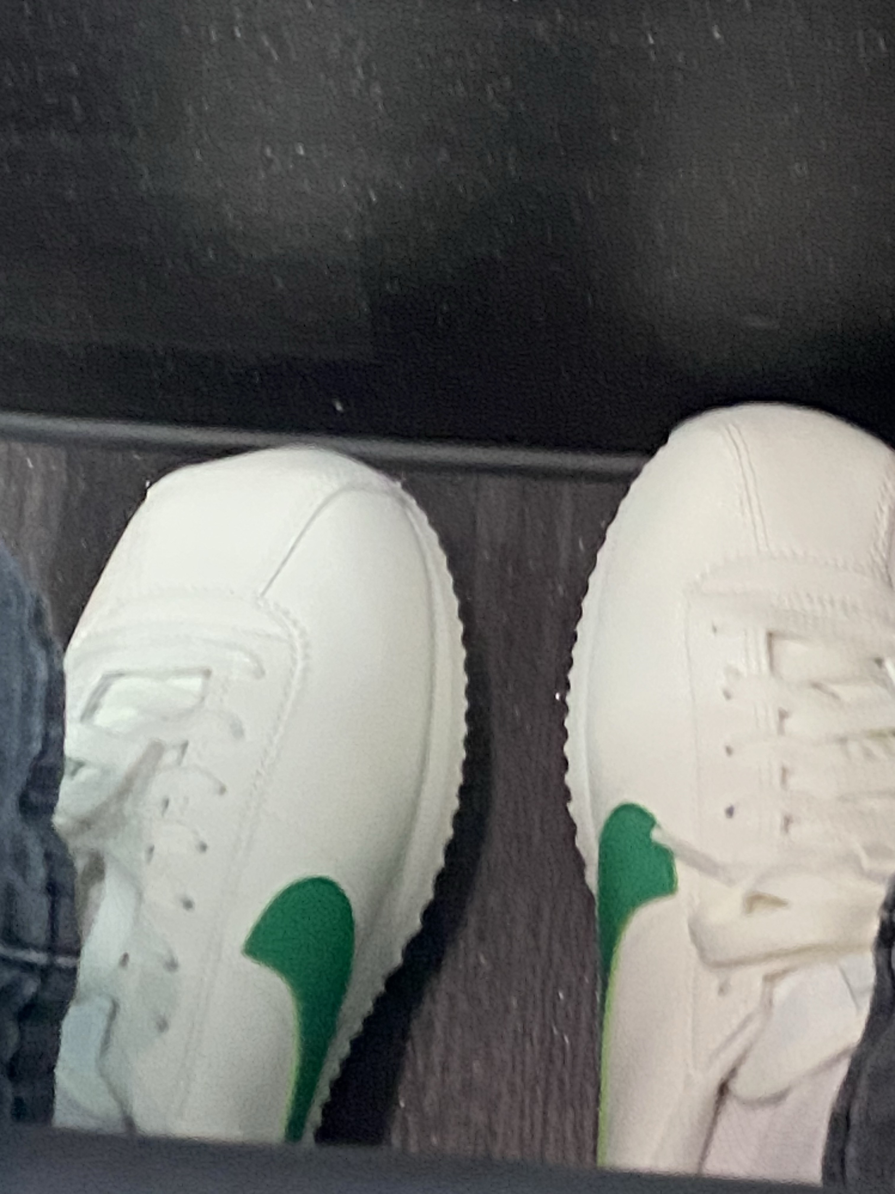 Nike Cortez Sail Stadium Green 착용 스타일