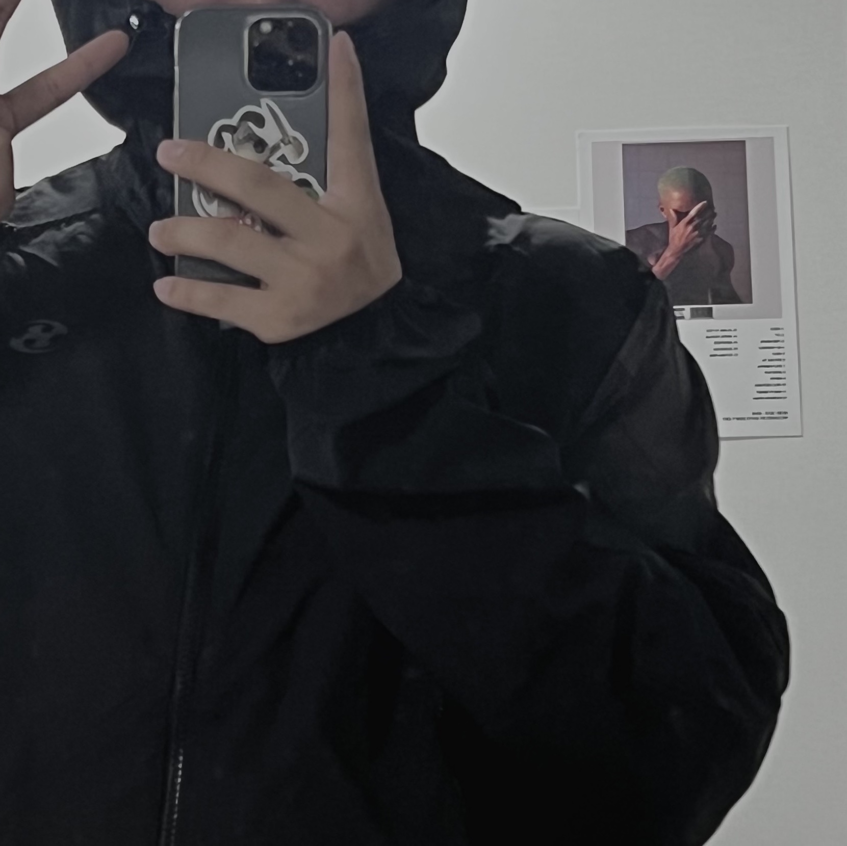 Sansan Gear Insulation Jacket Black 착용 스타일
