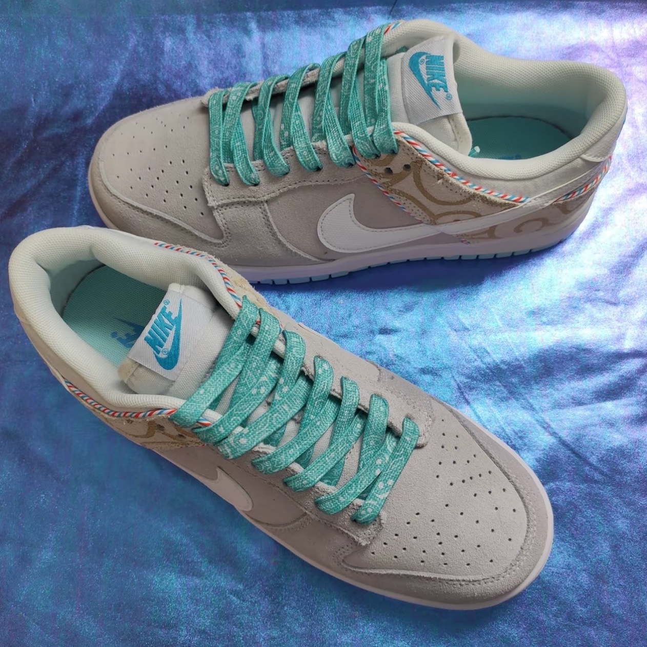 Nike Dunk Low Retro SE Barber Shop Grey 착용 스타일