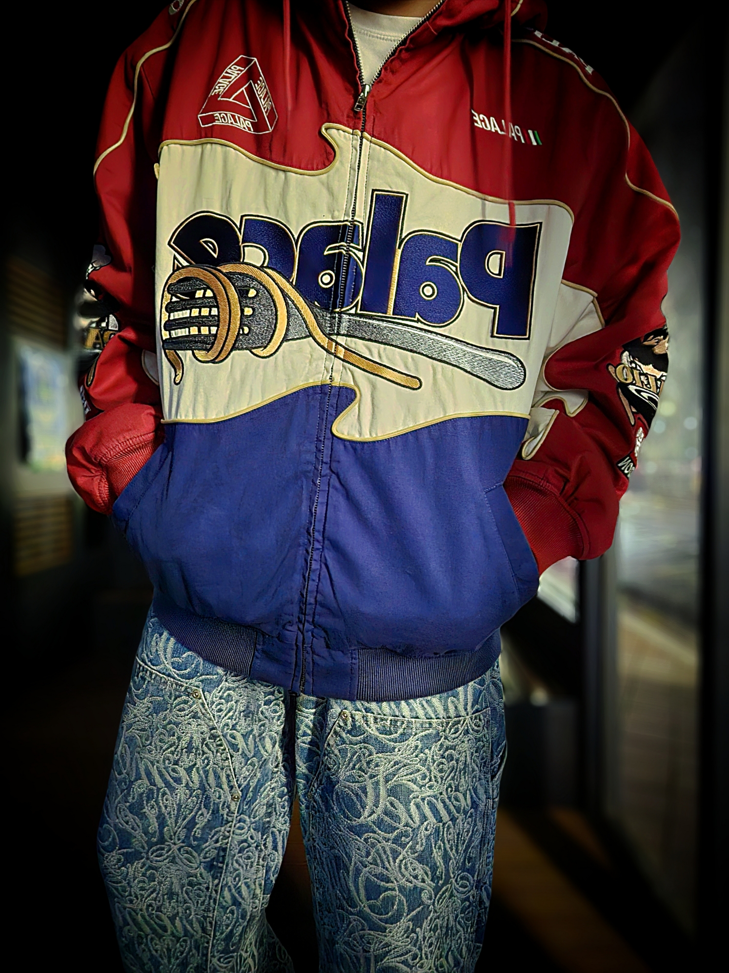 Palace Pasta Jacket Tomato Red - 24FW, Supreme Script Jacquard Double Knee Denim Painter Pants Washed Blue - 22FW 착용 스타일 - 1