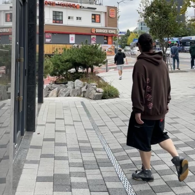Jordan 5 x Off-White Retro SP Black Muslin, Supreme x Nike Denim Short Black - 24SS 착용 스타일 - 3