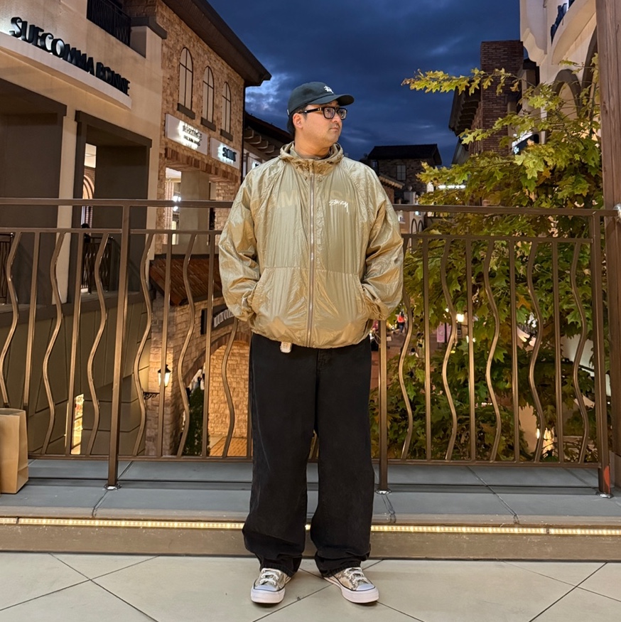 Stussy Stock Low Pro Cap Black, Stussy Beach Shell Wrinkled Nylon Jacket Brown 착용 스타일 - 1