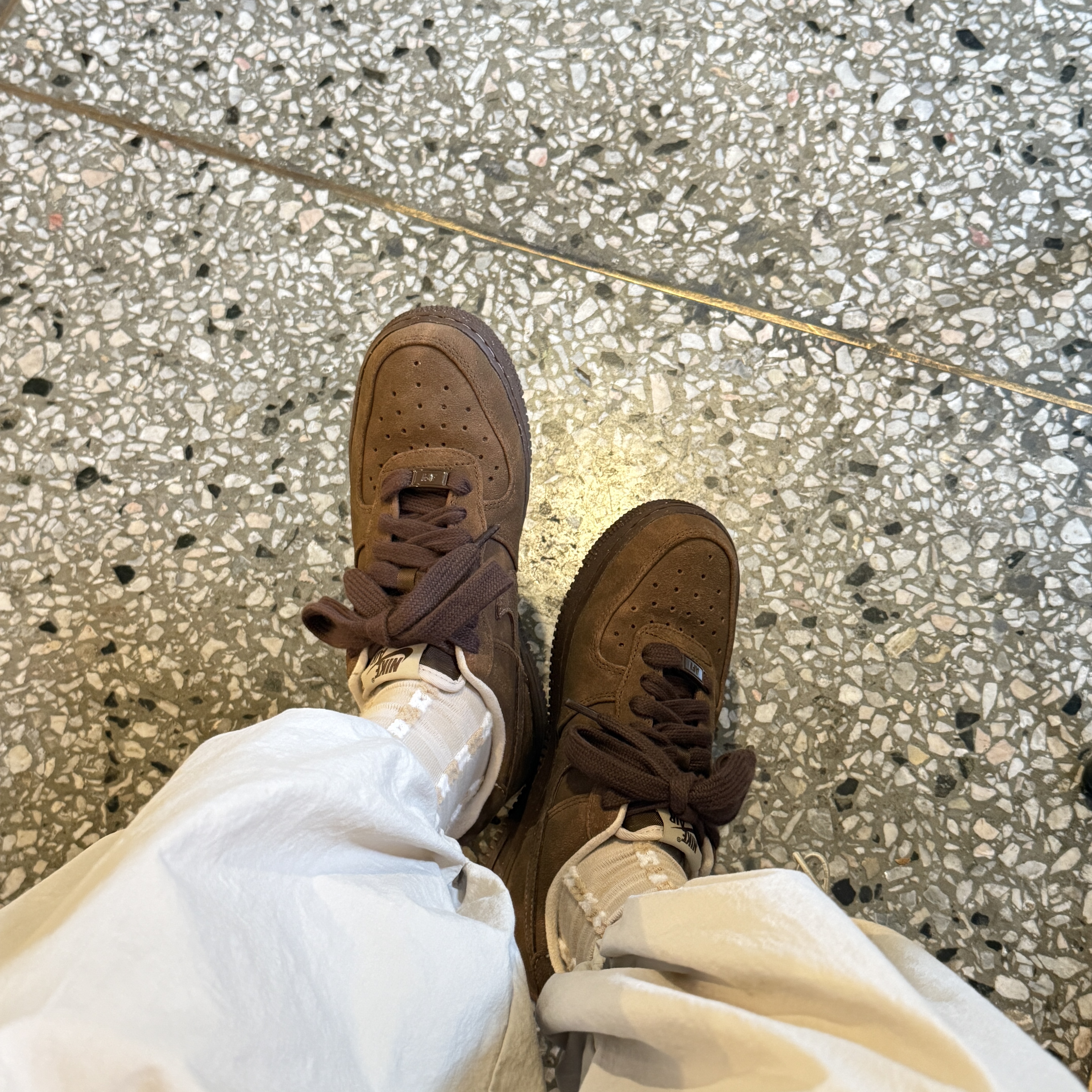 (W) Nike Air Force 1 '07 Cacao Wow 착용 스타일