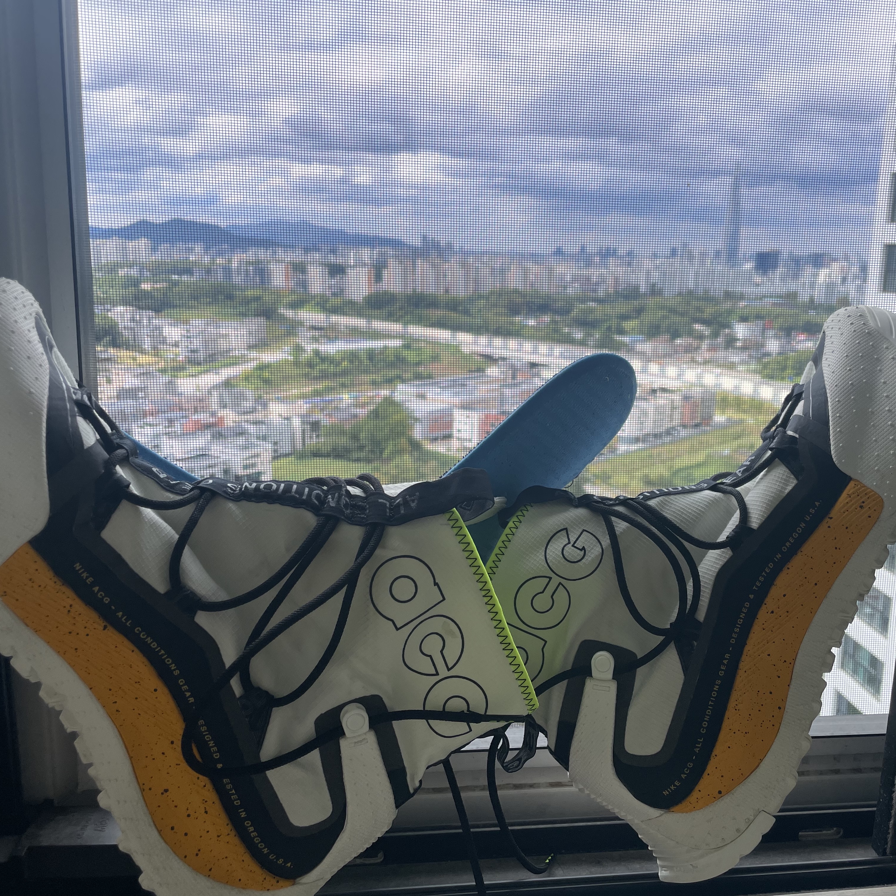 Nike ACG Terra Antarktik Gore-Tex Summit White 착용 스타일