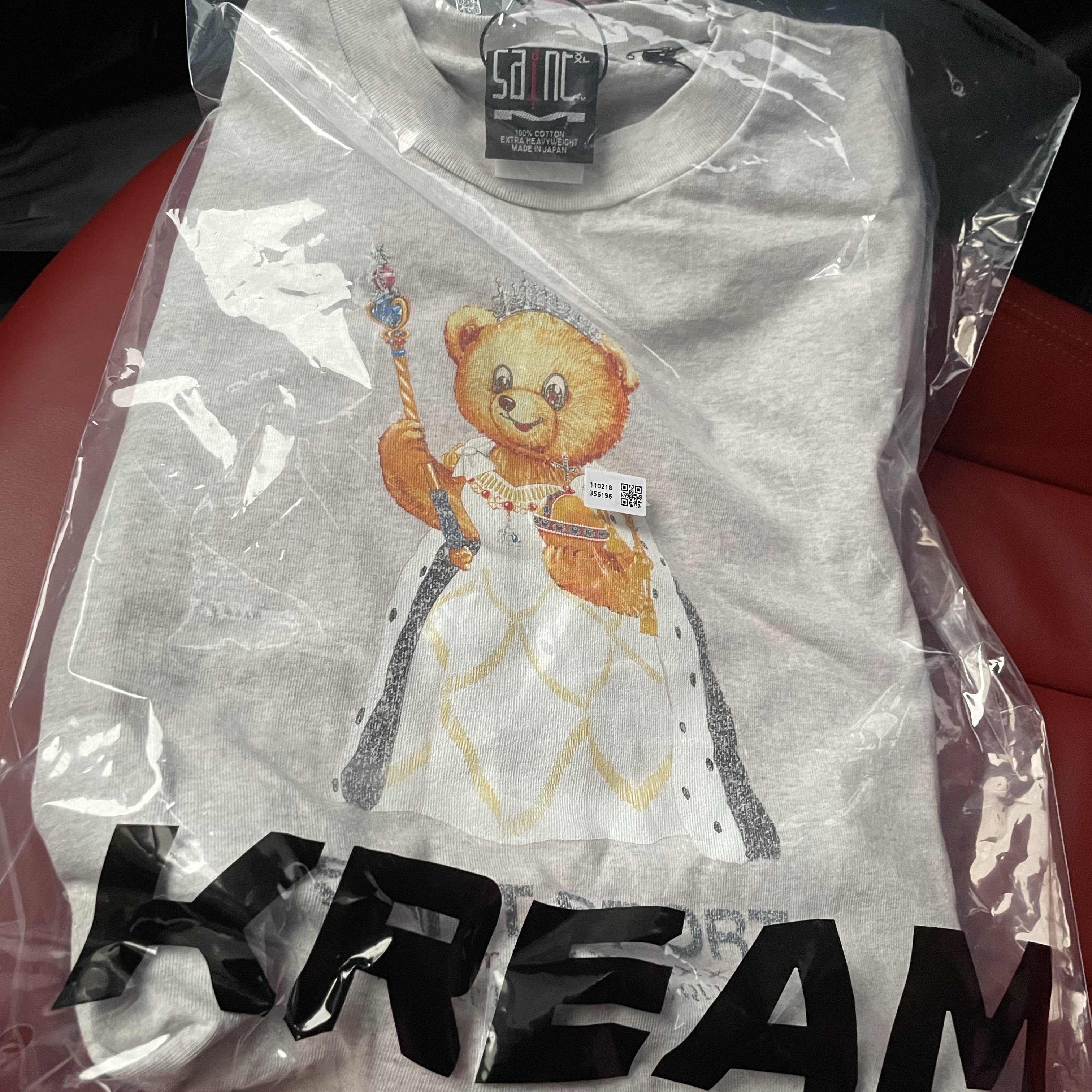 Saint Mxxxxxx True Queen S/S T-Shirt Gray 착용 스타일